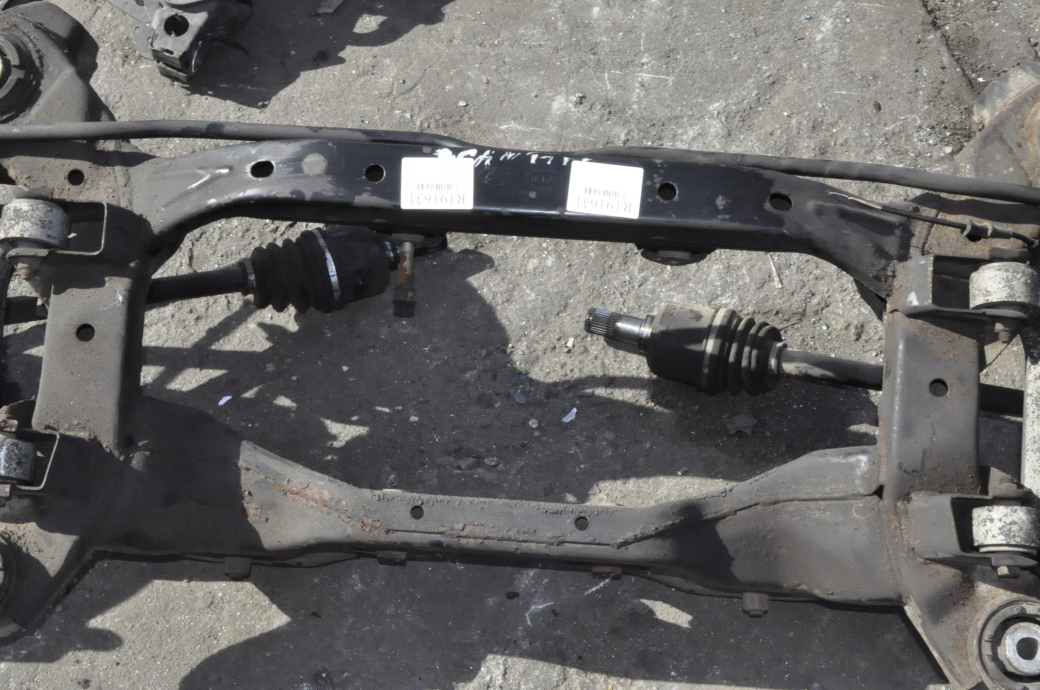 HYUNDAI SANTA FE II ZAWIESZENIE BELKA TYŁ Producent części Hyundai OE