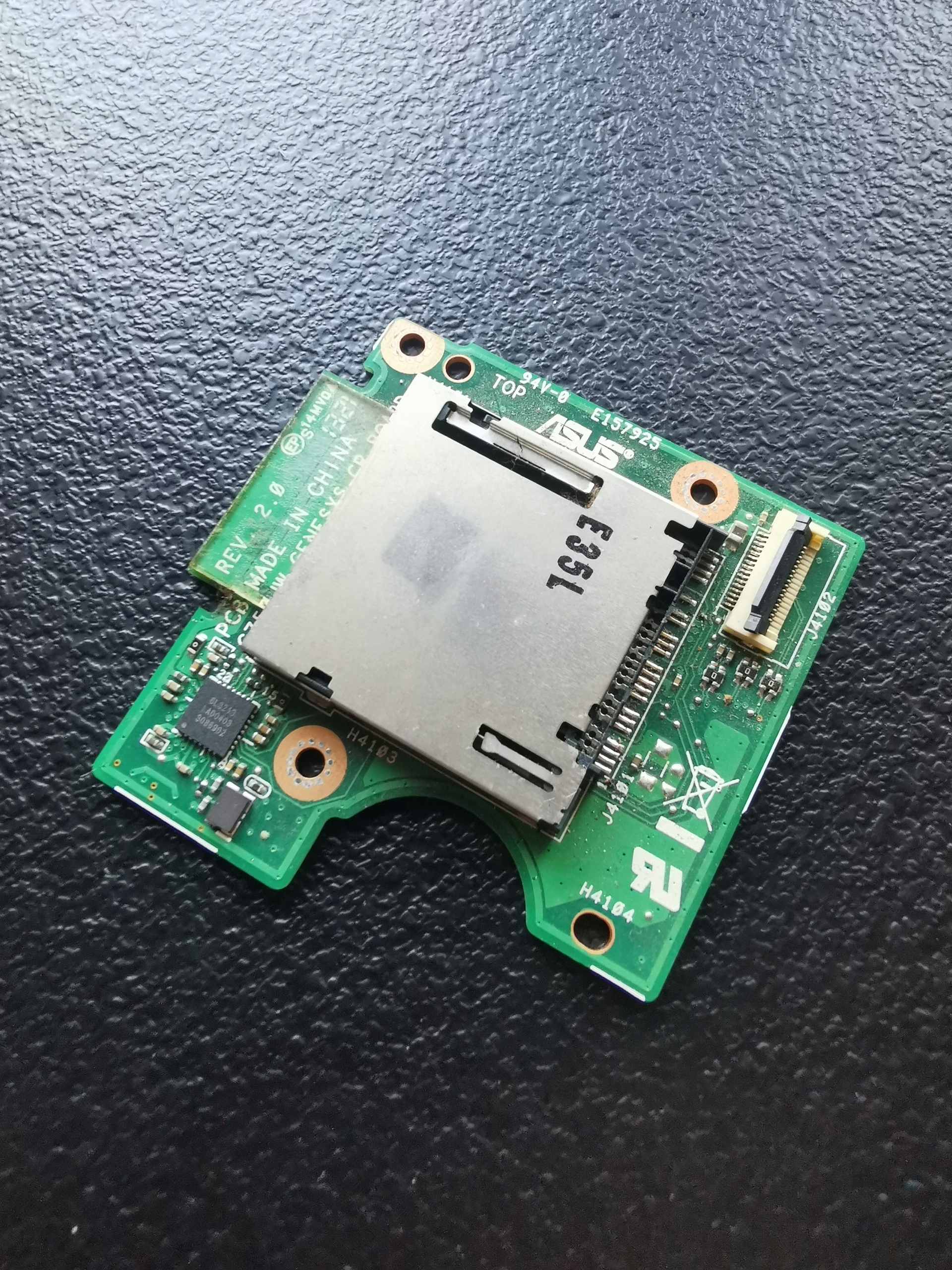 CZYTNIK KART SD + TAŚMA ASUS ROG G750 G750J GW