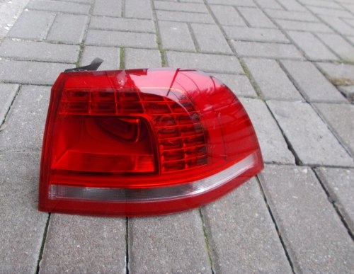 LAMPA LED PRAWA TYLNA PRAWY TYŁ W BŁOTNIK VW TOUAREG II 2 7P 7P6945208