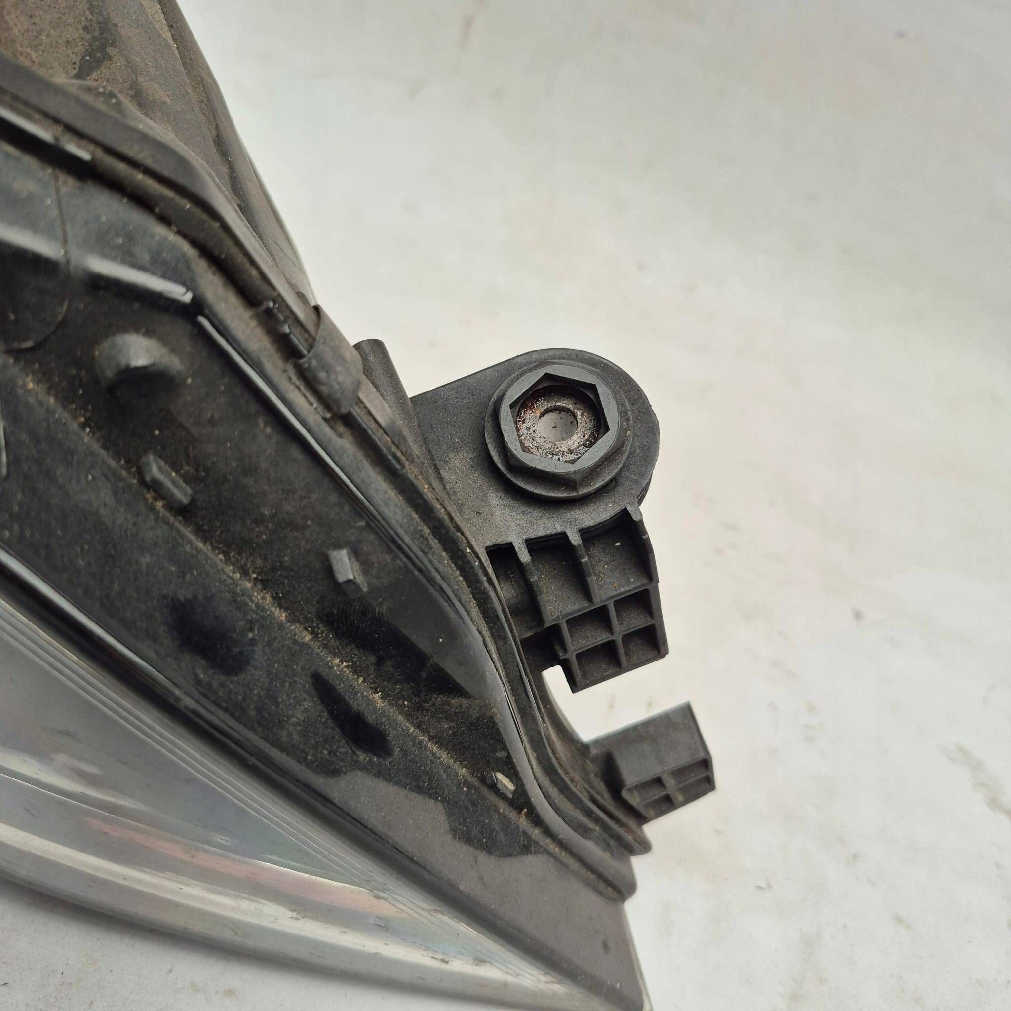 SKODA OCTAVIA III 3 LIFT 16- light right front front FULL LED 5E1941016D