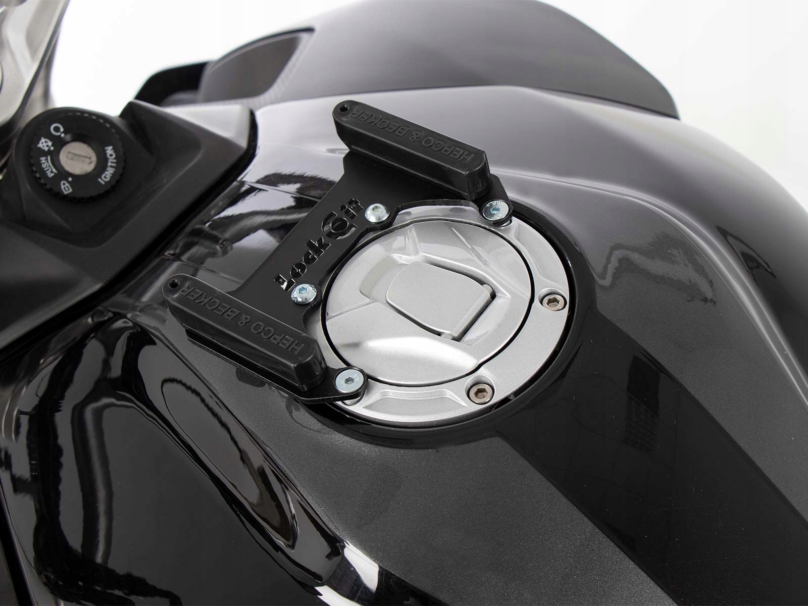 Voge 500 AC 2022-2023 Tankring Lock-it