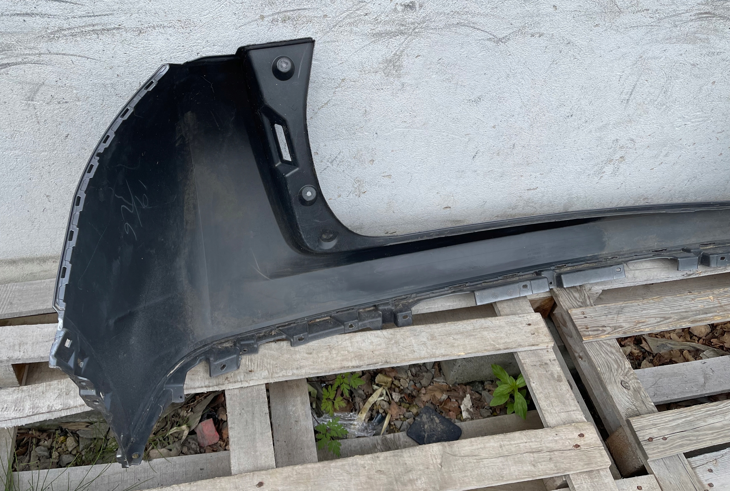 MITSUBISHI ECLIPSE CROSS 2018 - bumper rear part rear part upper PDC