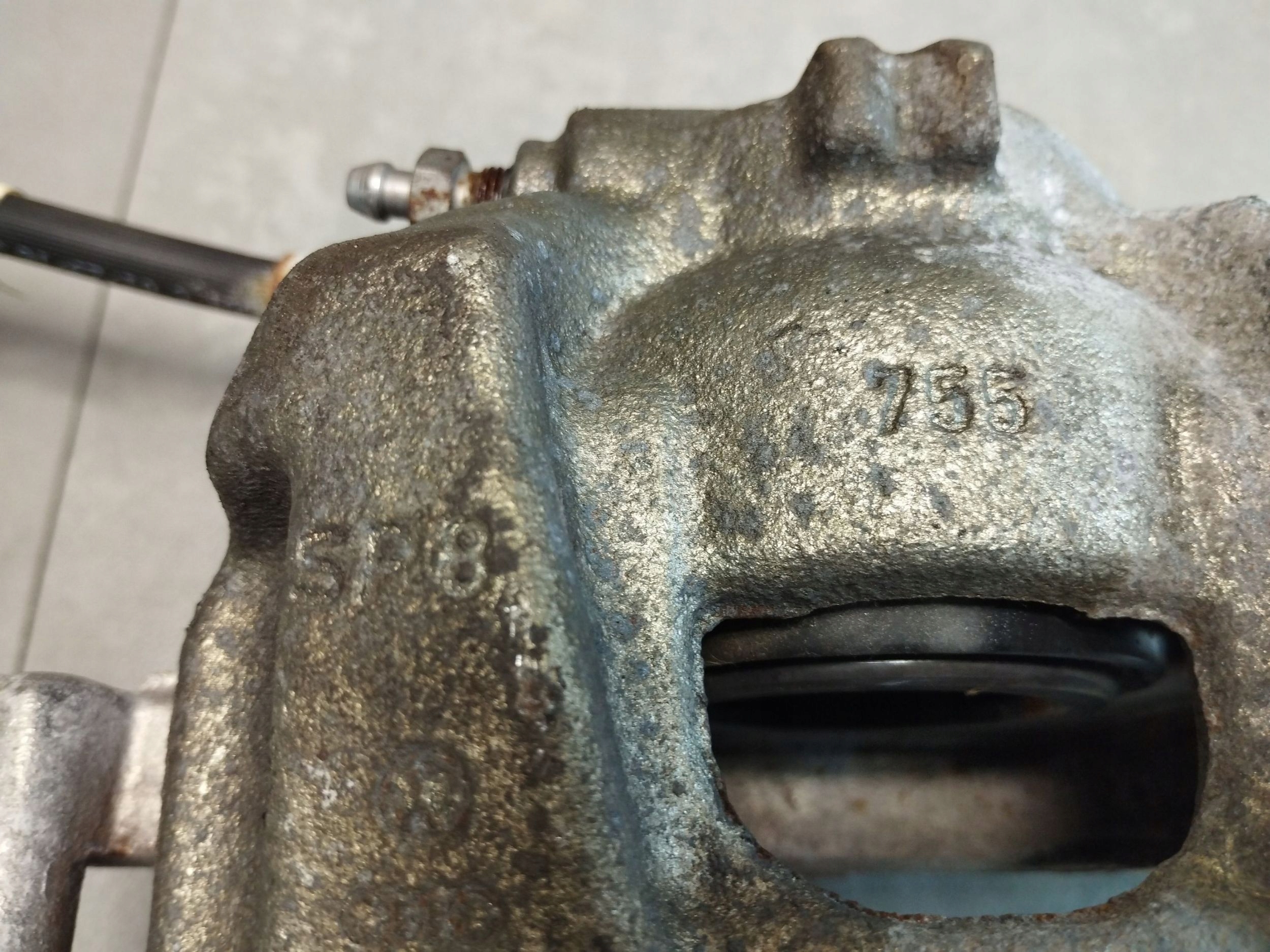 Audi A5 Sportback 8TA caliper brake left front