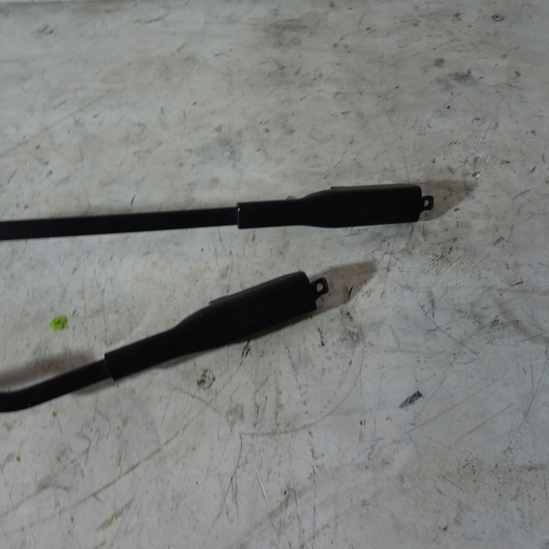 BMW 1 F20 wiper arms front