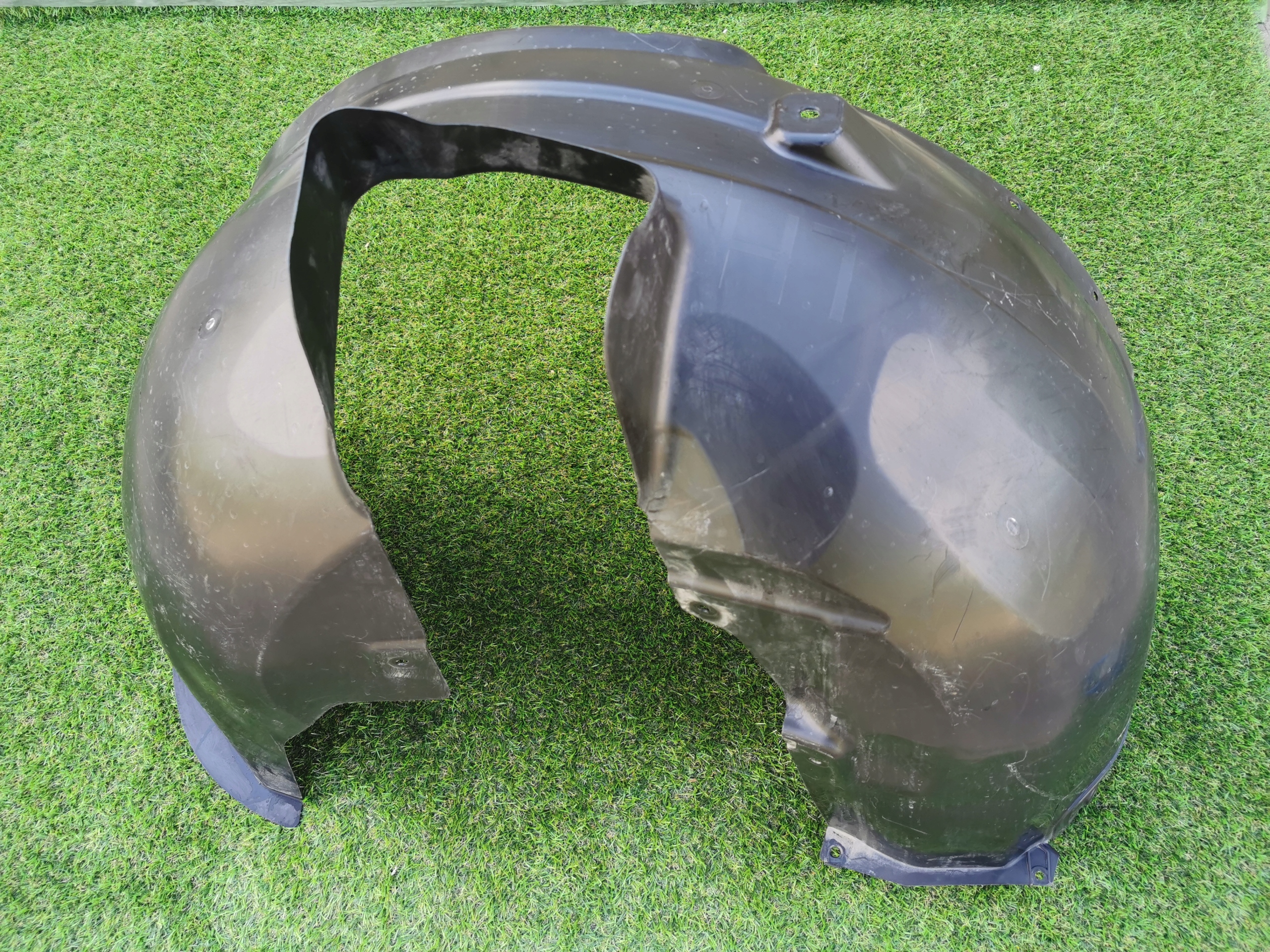 VOLVO POLESTAR II NADKOLE LEWE PRZOD całe! Typ samochodu 4x4/SUV Samochody osobowe