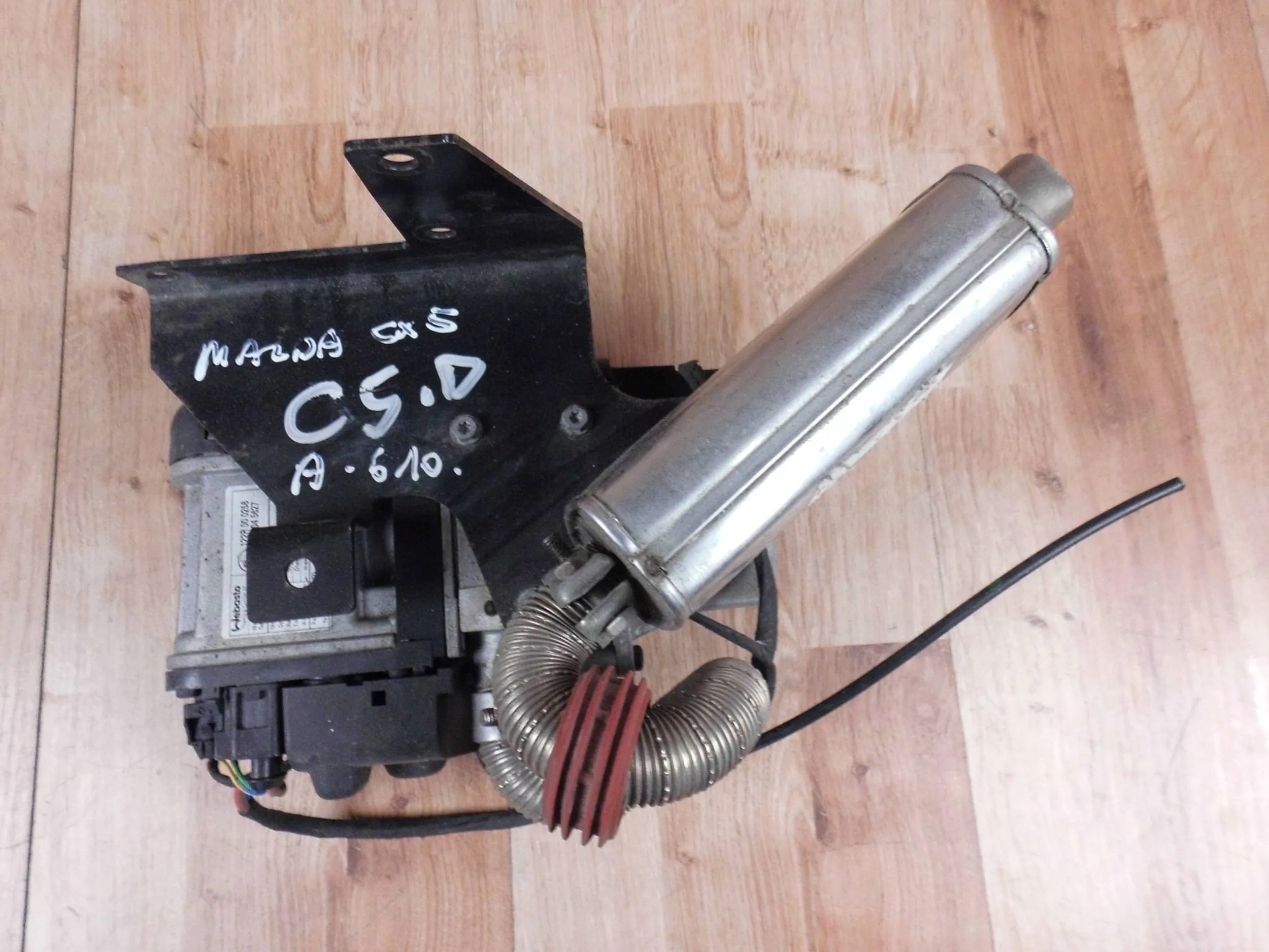 9021037D - Mazda CX5 дизельный парковочный обогреватель WEBASTO