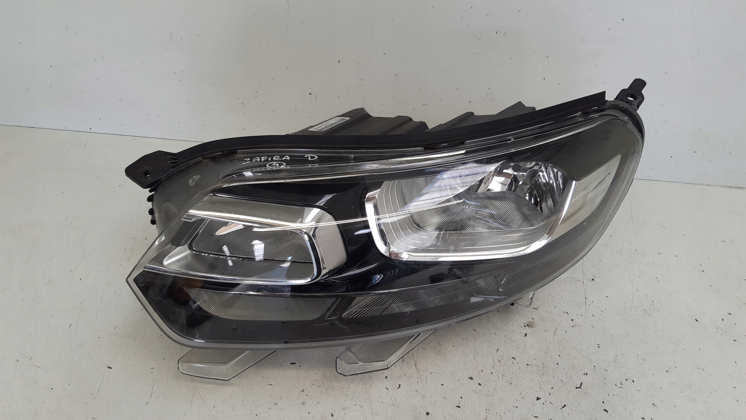 light left front europa 9808567780 Opel Zafira D Vivaro