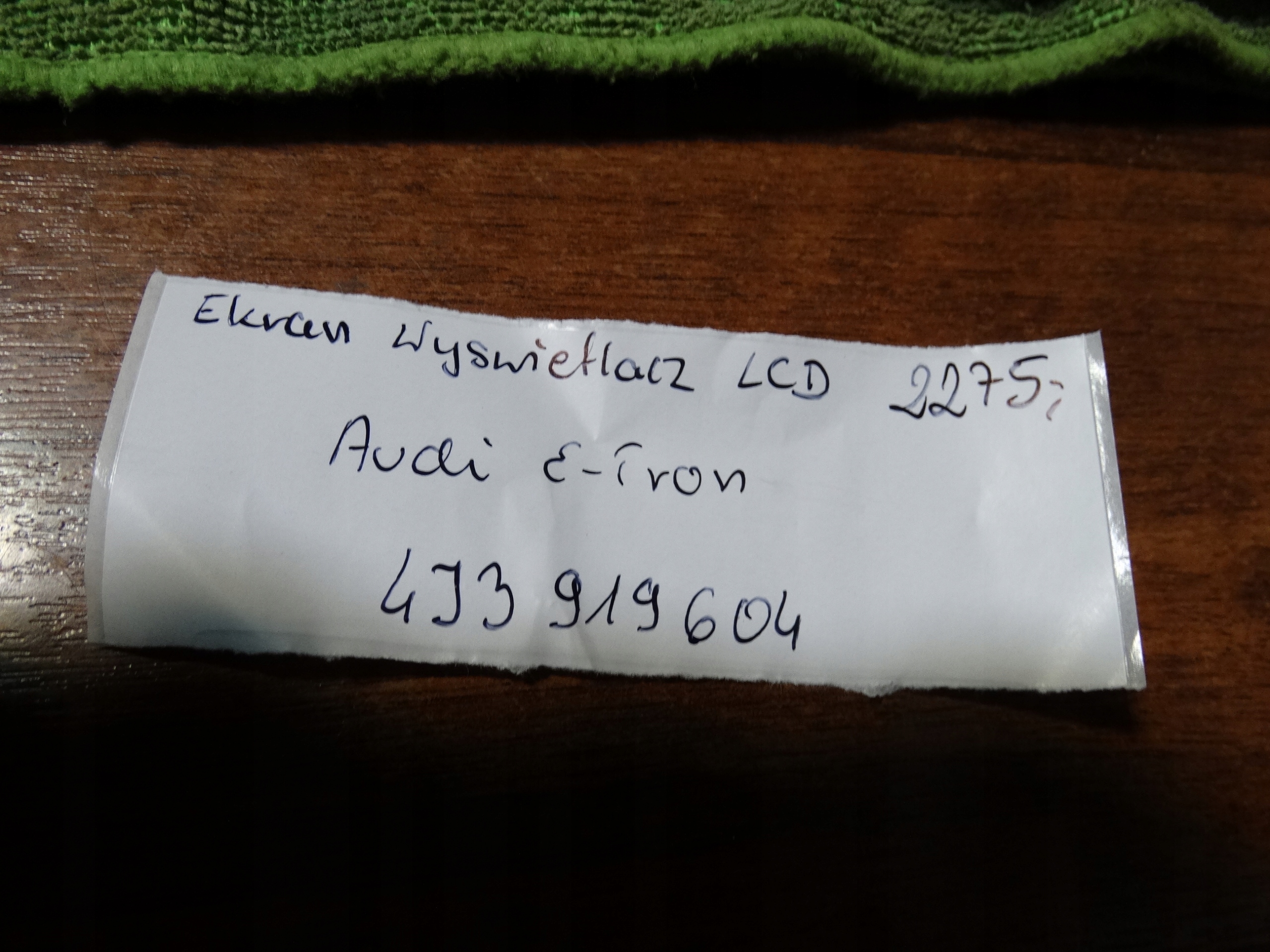 IDEALNY EKRAN Écran LCD AUDI E-TRON 1 9