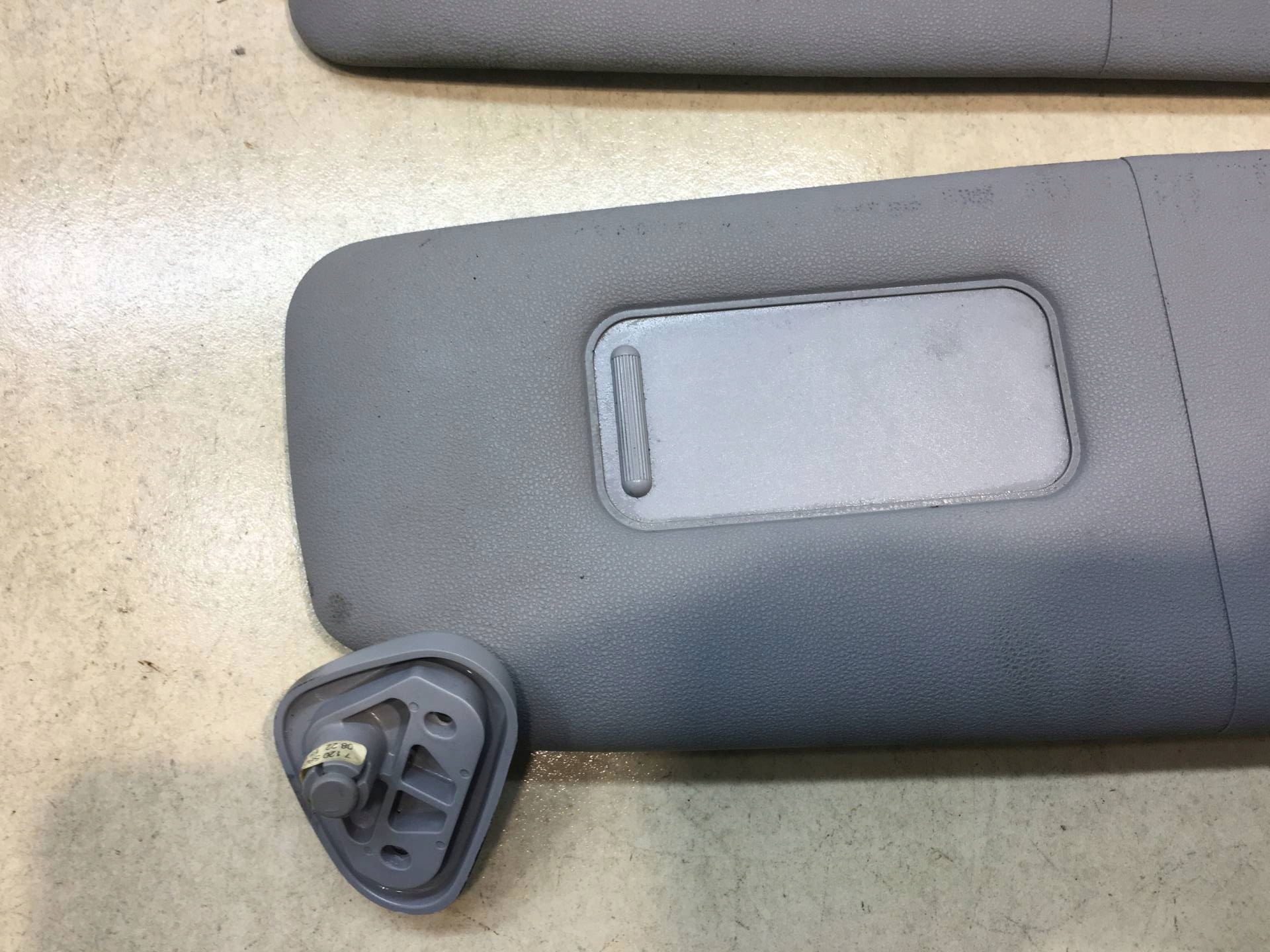 Blende Abdeckung PRZECIWSLONECZNA BMW 1 E87 118 D