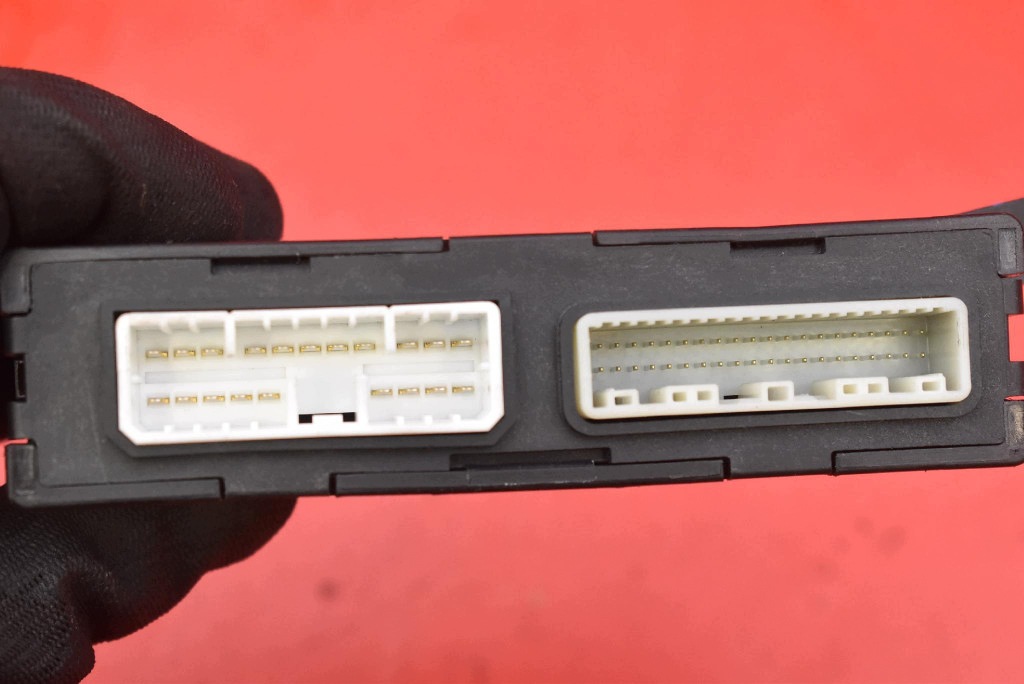 control unit module of a lock central 802000464AA JAECOO J7 23