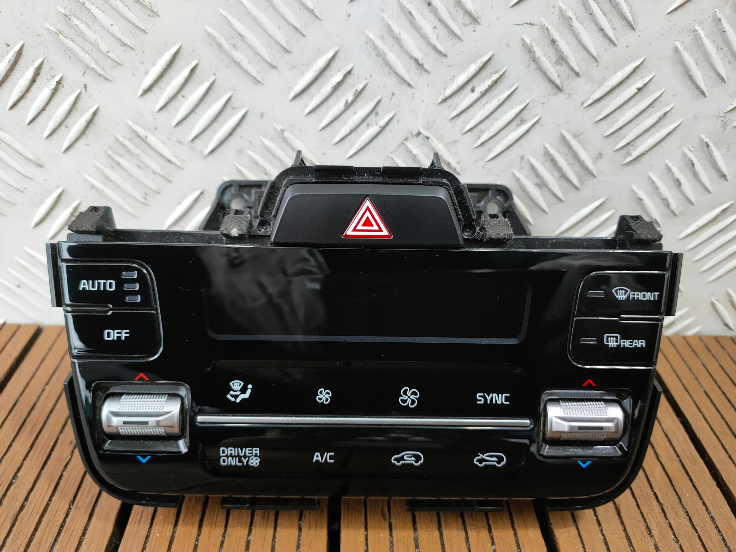 KIA SORENTO IV 20-25 COMANDI CLIMA Controllo 97250-P4220 OE
