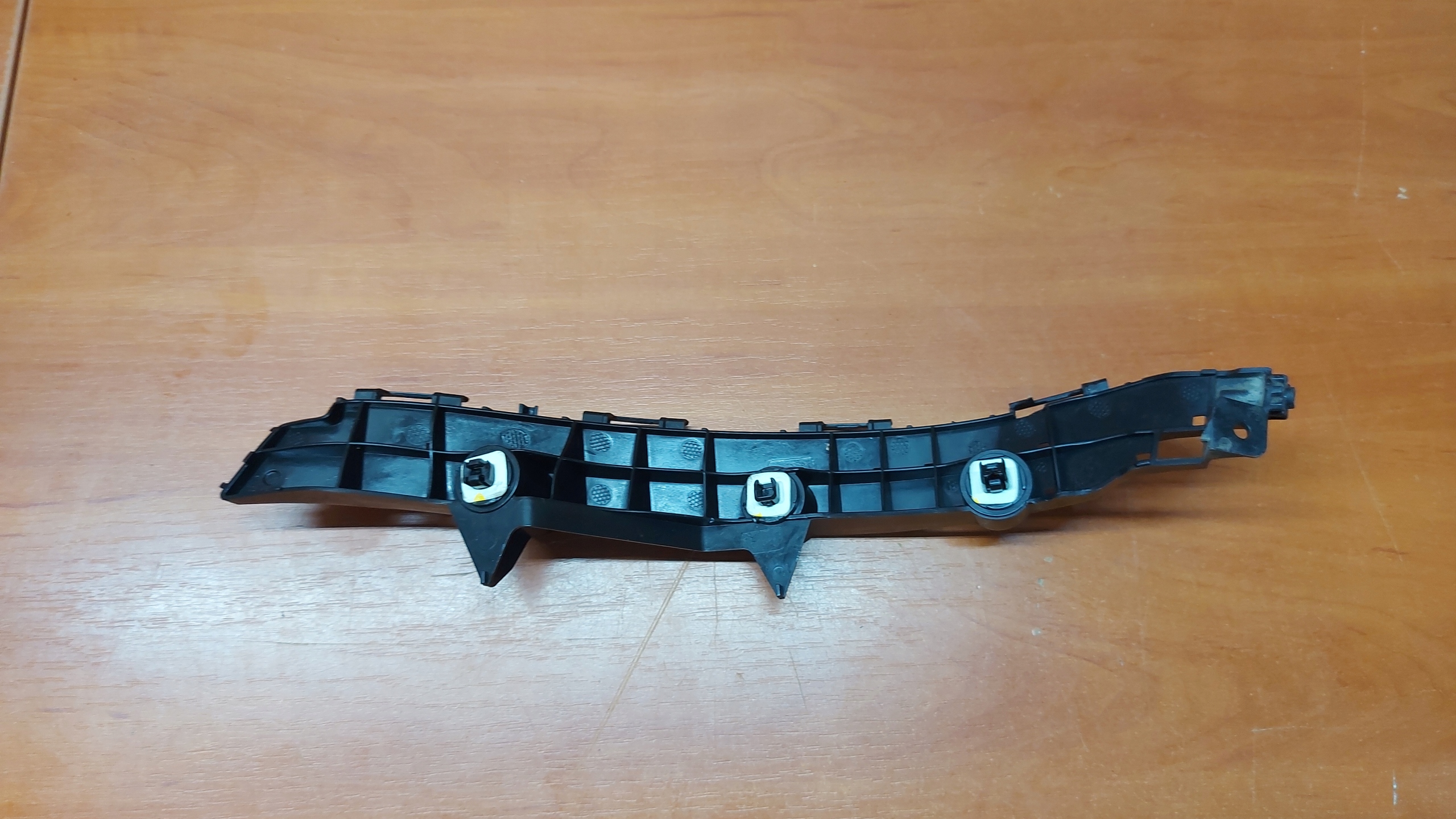 bumper bracket left rear part TOYOTA CHR C-HR 16