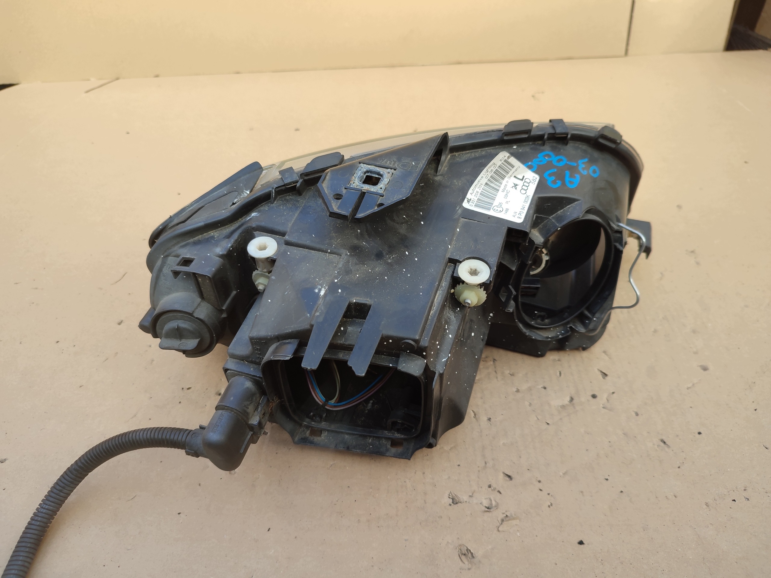 light left front front left Audi A3 8P 8P0941003K