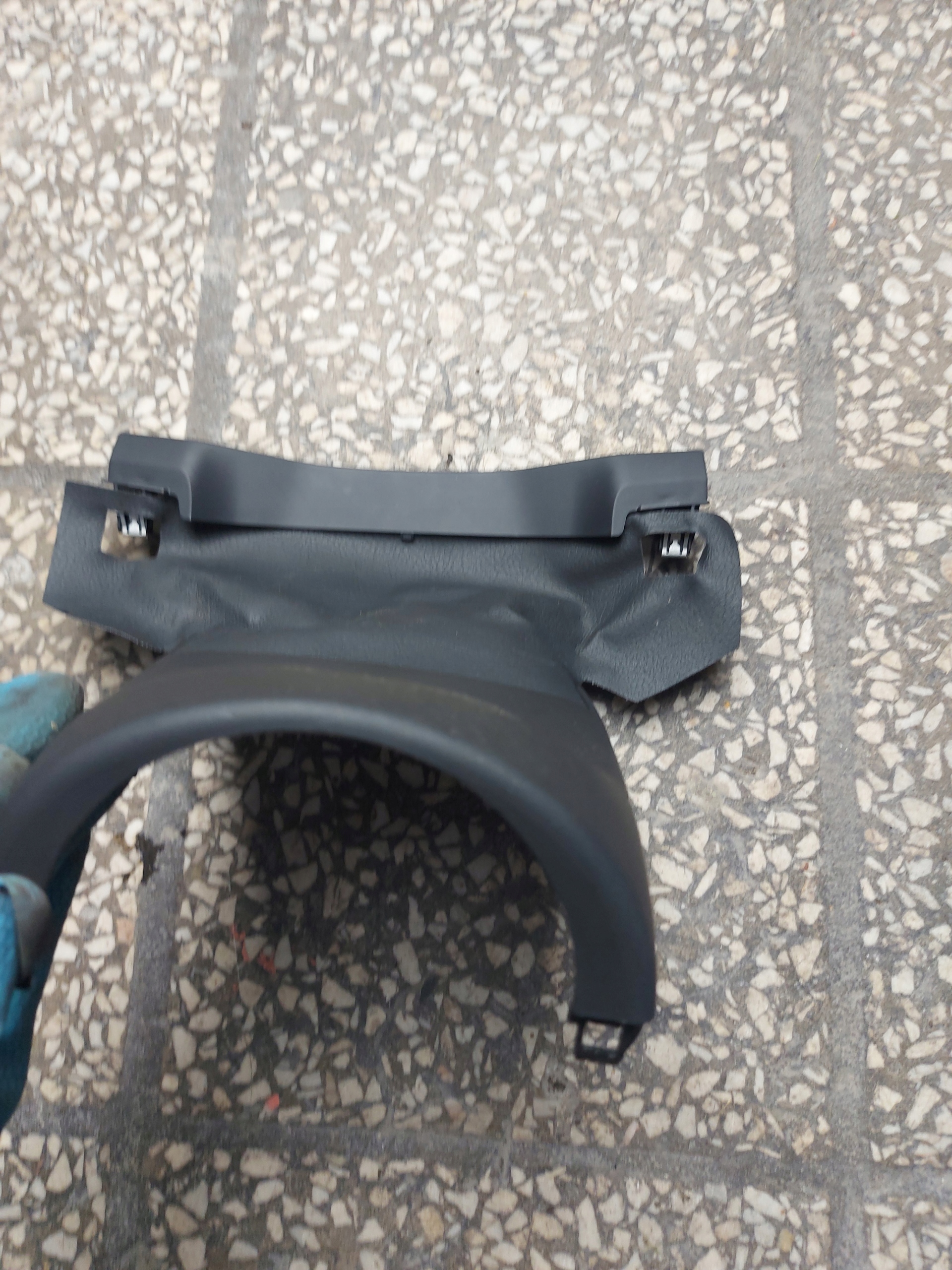 obal volantu volantu Horn AUDI A4 B9 8W0
