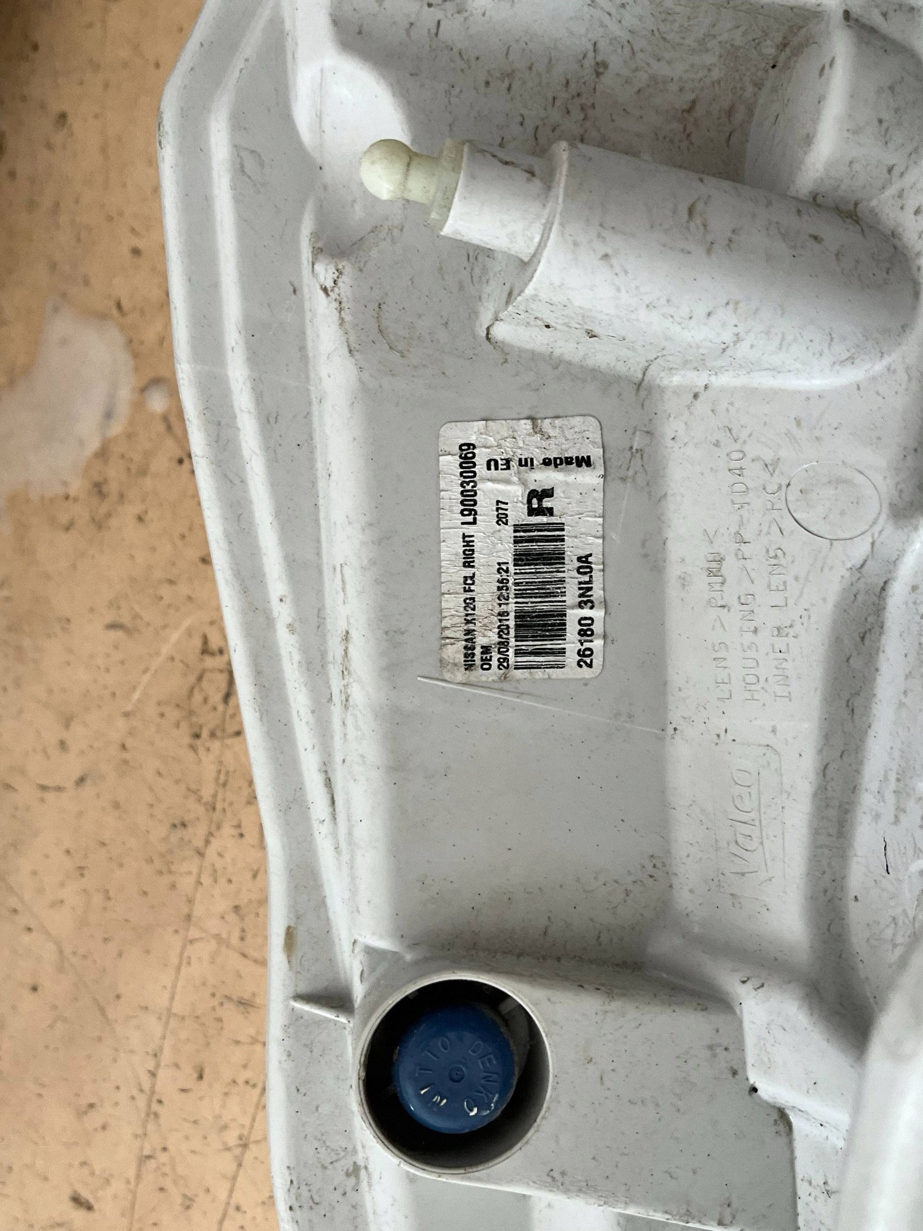 KOMPLET fanali TYLNYCH NISSAN LEAF e @M