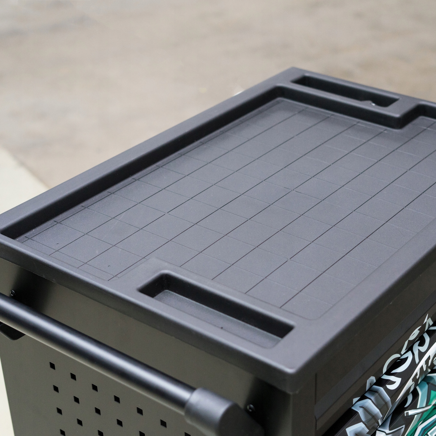 27255de540f9afa209c0a3302338