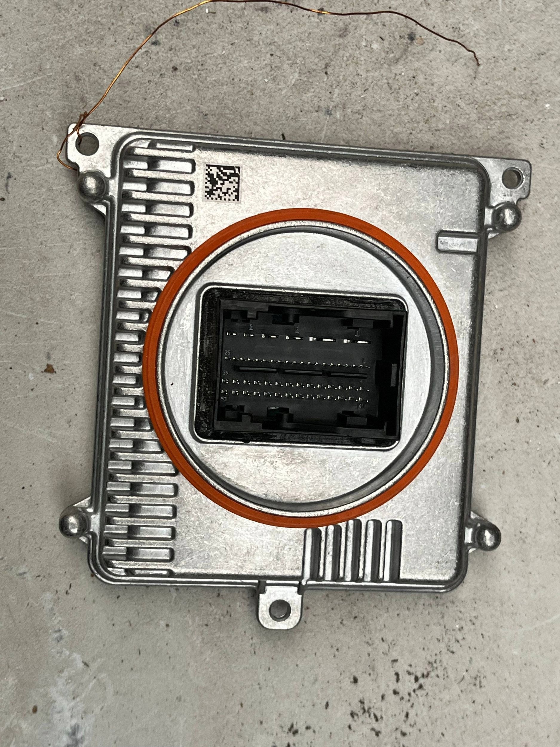 control unit LED REFLEKTORA VOLKSWAGEN PASSAT B8 992941572AH @M