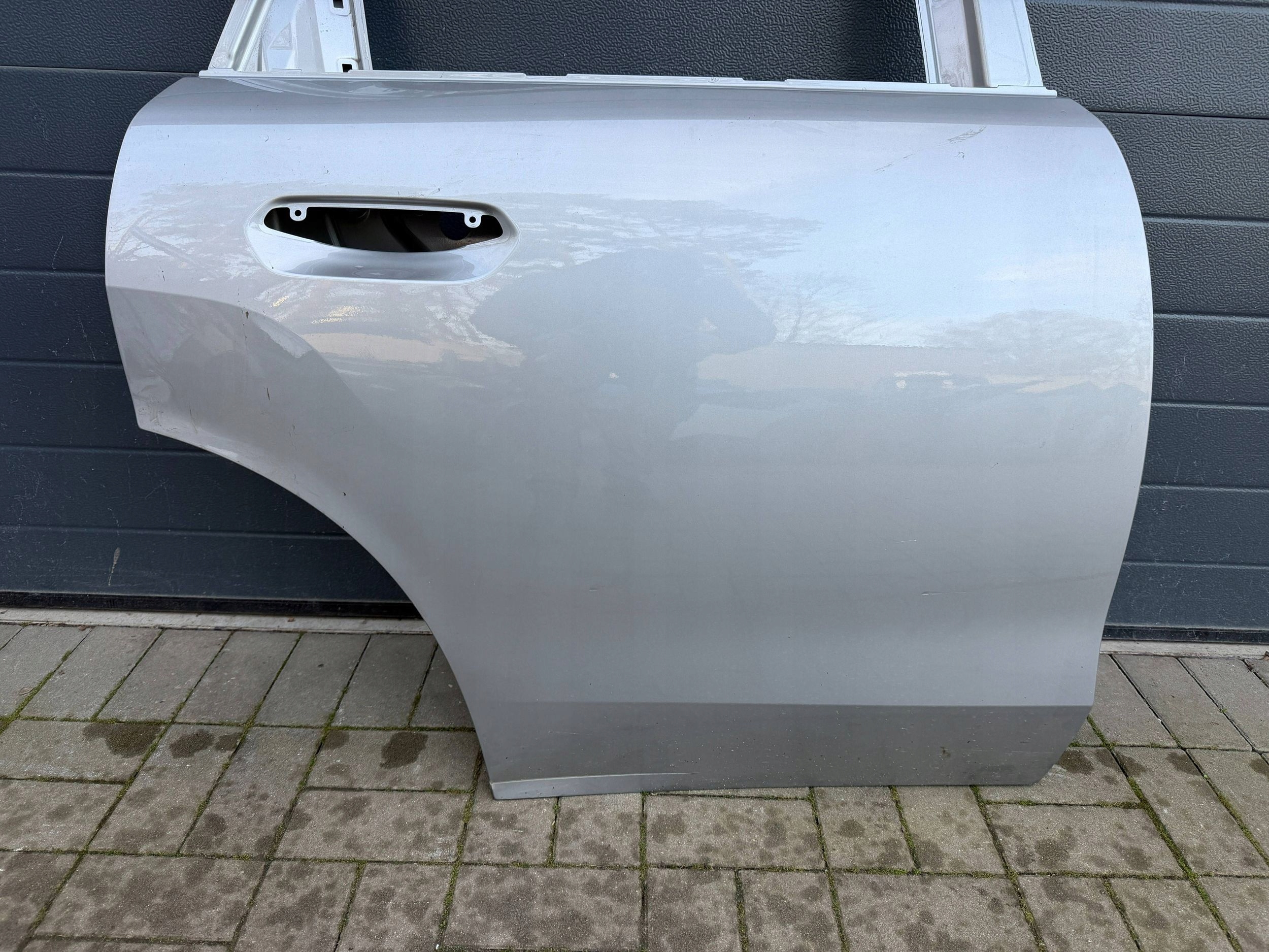 Mini Countryman U25 door right rear part rear. right