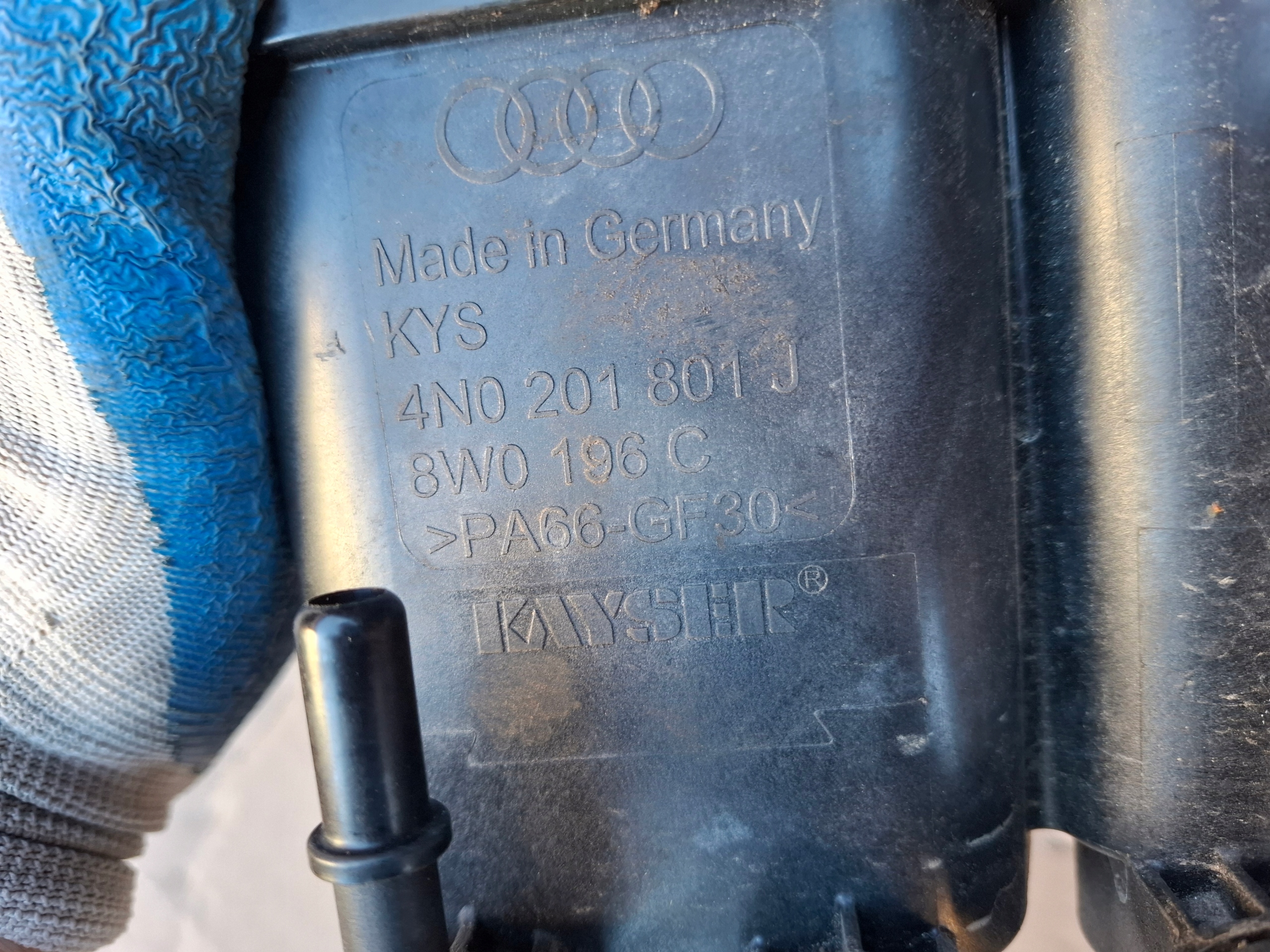AUDI RS6 4K C8 4.0 TFSI carbon filter 4N0201801J 4K0201797S