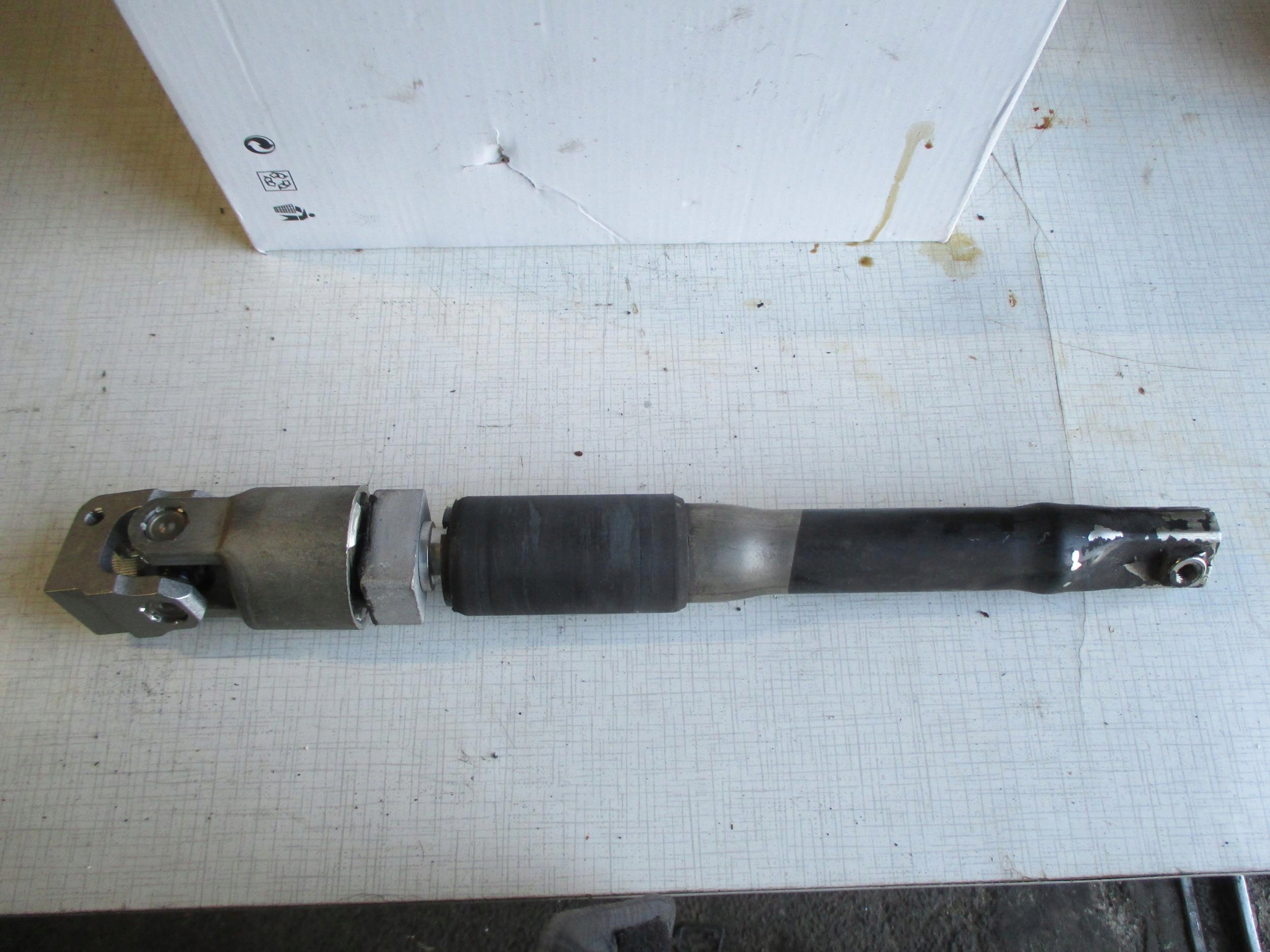 BMW E65 4.4i 01-05 KRZYŻAK KOLUMNY KIEROWNICZEJ