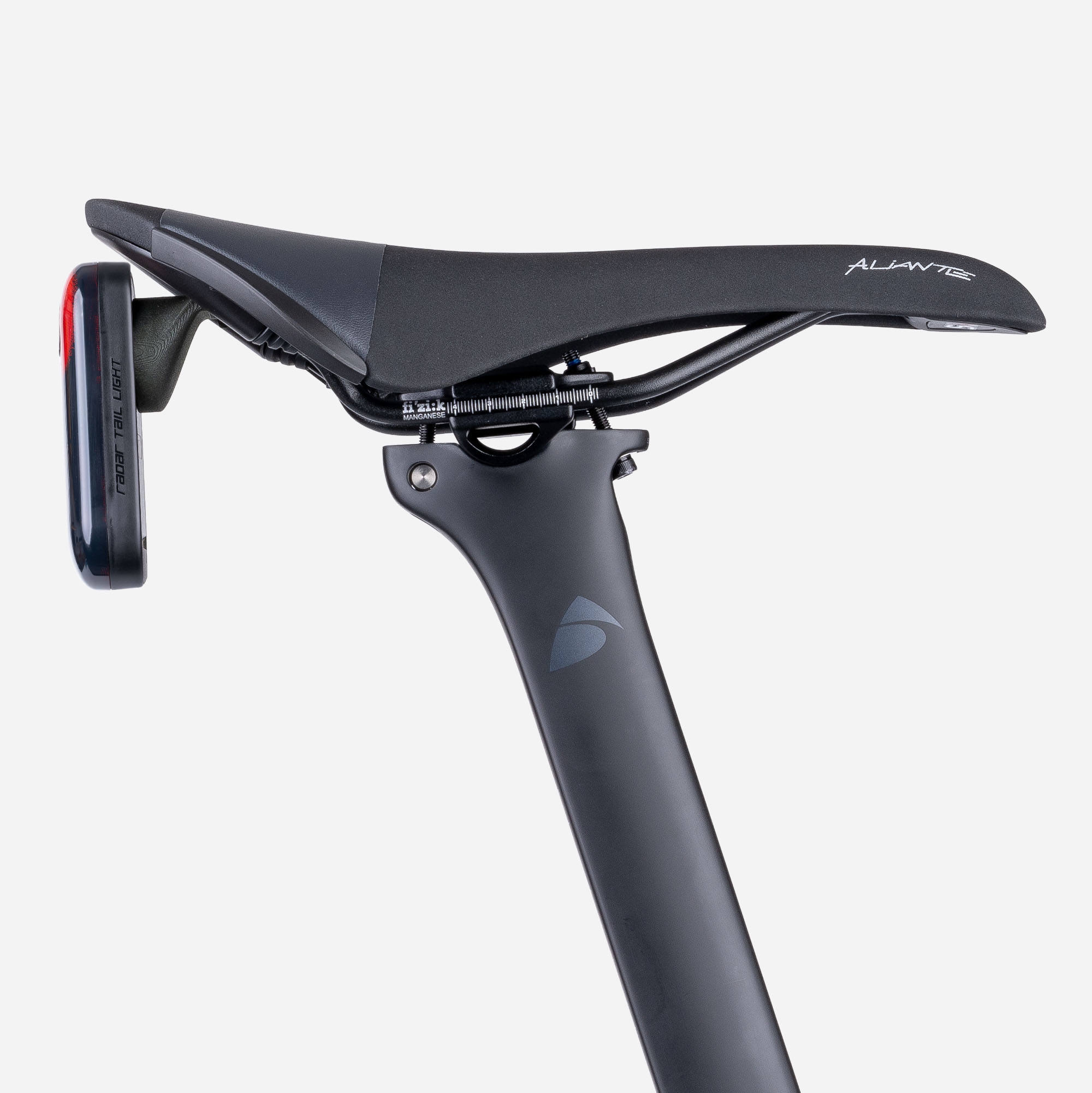 Uchwyt radaru do siodełka Fizik Magene L508 (rozmiar S)