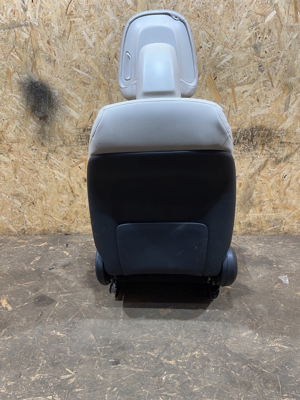 seat support front front right + airbag MERCEDES W206 1