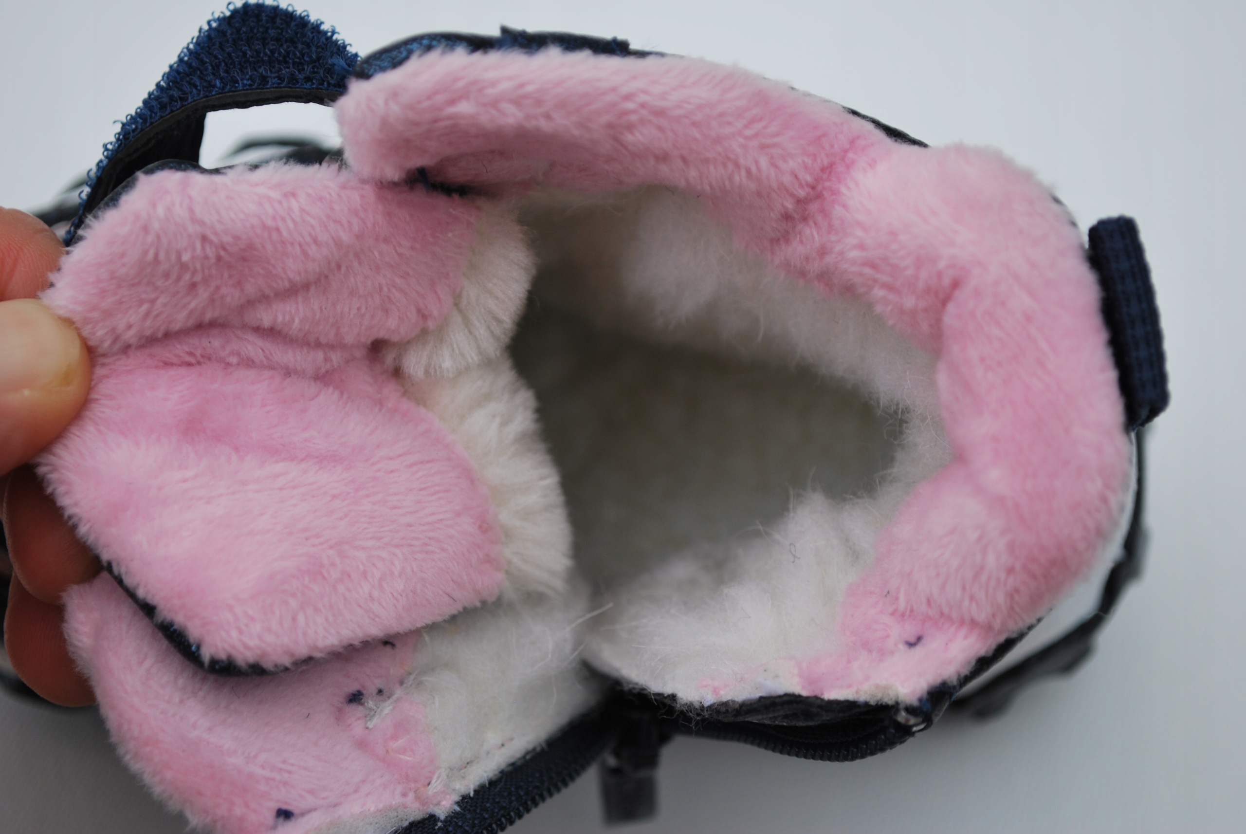 CLIBEE KOZAKI OWCZA WEŁNA NA SUWAK r.23 / 15,5cm Bohater / Bajka brak