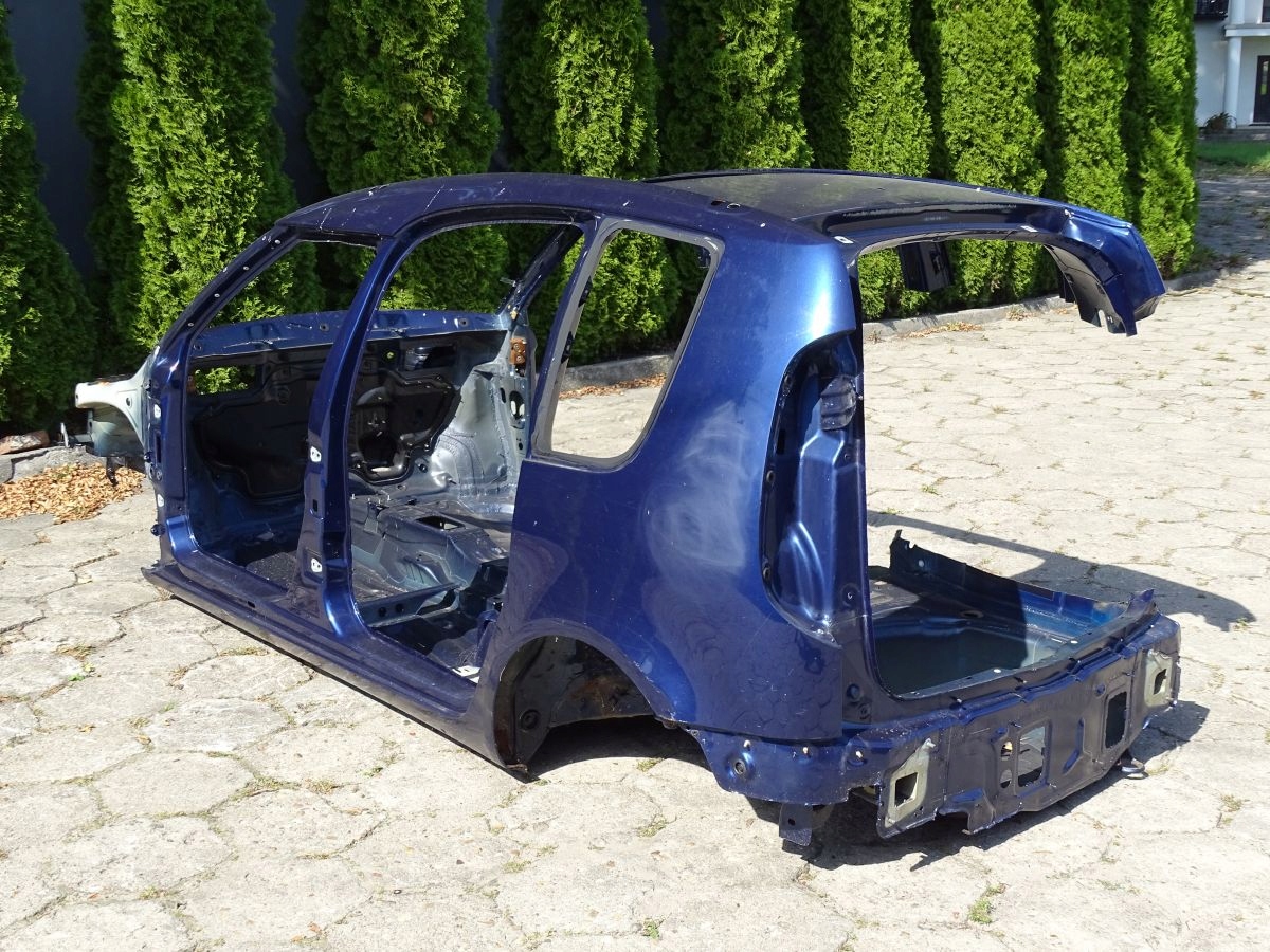 ШКОДА ROOMSTER 06-15 ЧЕТВЕРТИНА КРИЛО ЛІВИЙ ЗАД. 9462