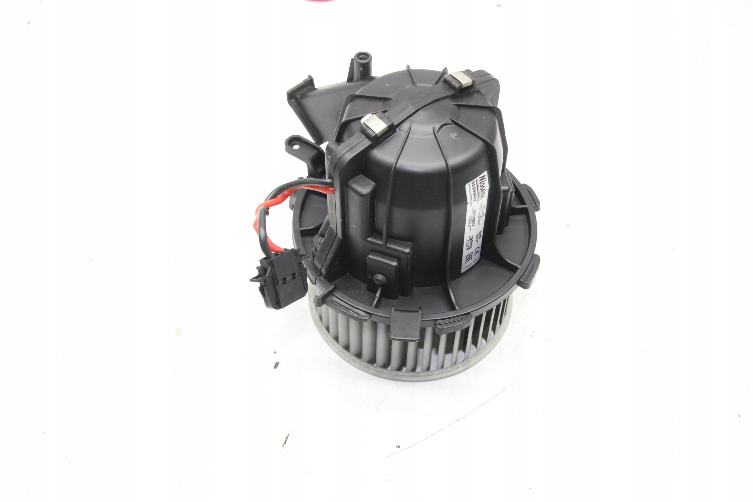 WENTYLATOR DMUCHAWA NAWIEWU AUDI A4 B8