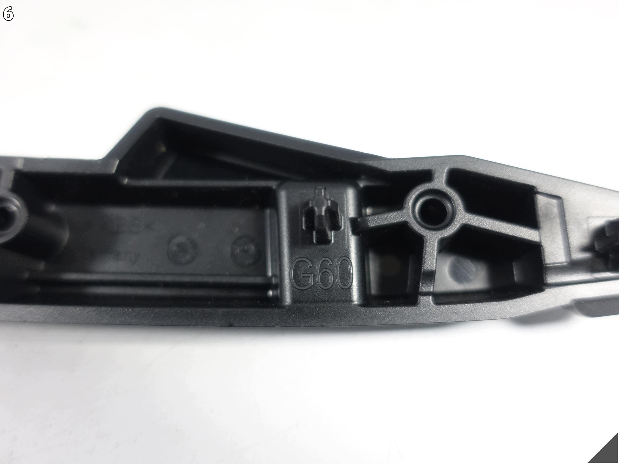 BMW 5 G60 G61 G68 23- upper support holder bracket W bumper left front