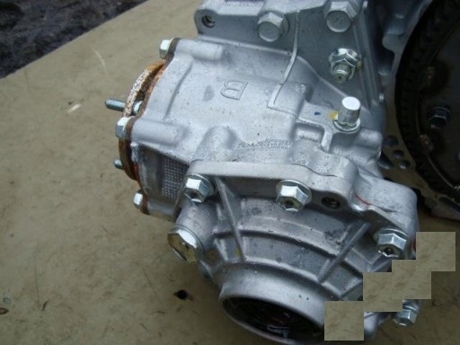 90311-41012 - TOYOTA RAV4 11-12 2.2 D-CAT РЕДУКТОР АВТОМАТ