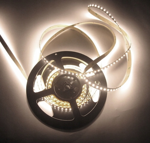 Taśma LED SMD 24V 12W 300 diod IP20 NEUTRALNA 1mb Marka LED-ONE