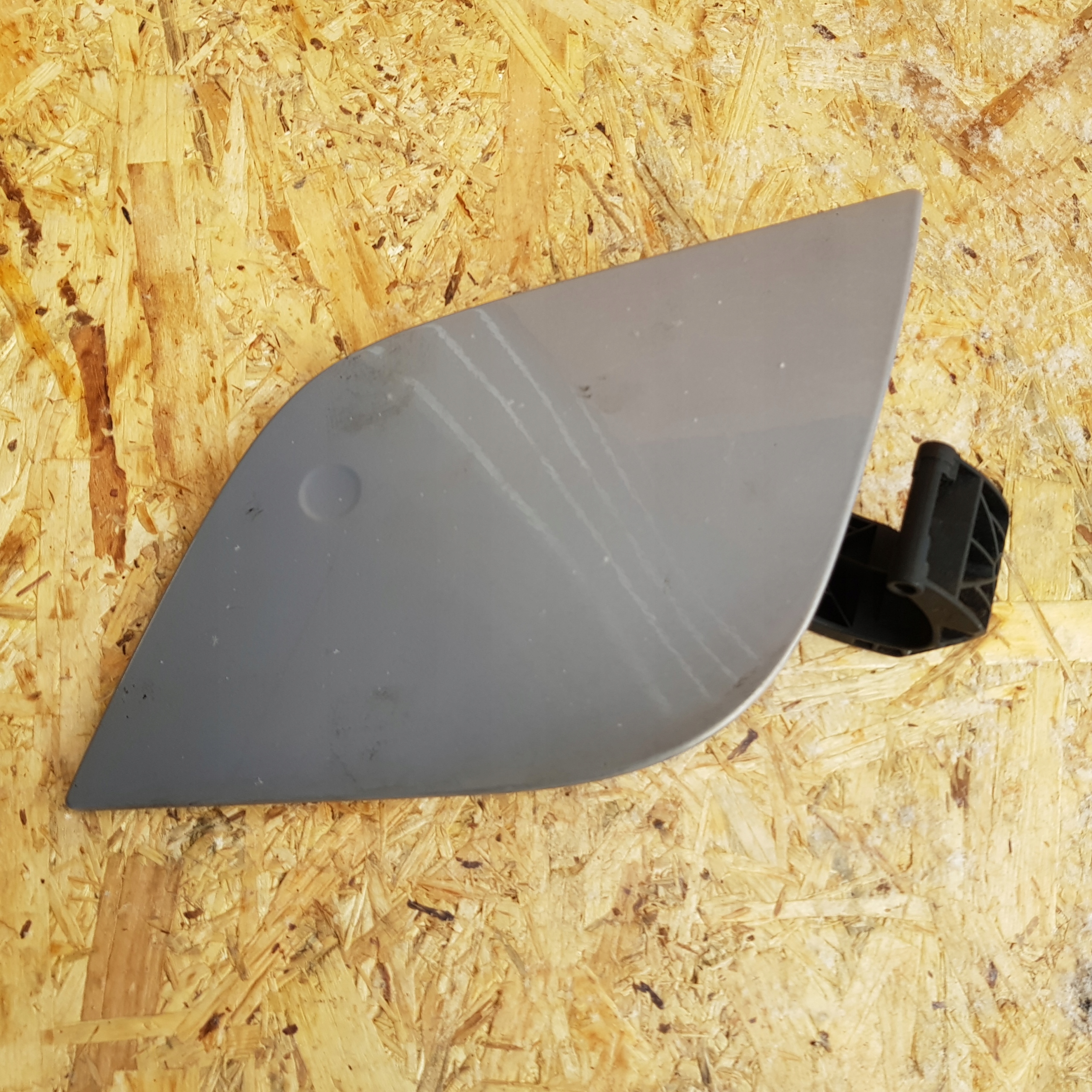 FORD FOCUS MK3 HB 10-15R КРЫШКА ЗАЛИВНОЙ ГОРЛОВИНЫ КОД LB