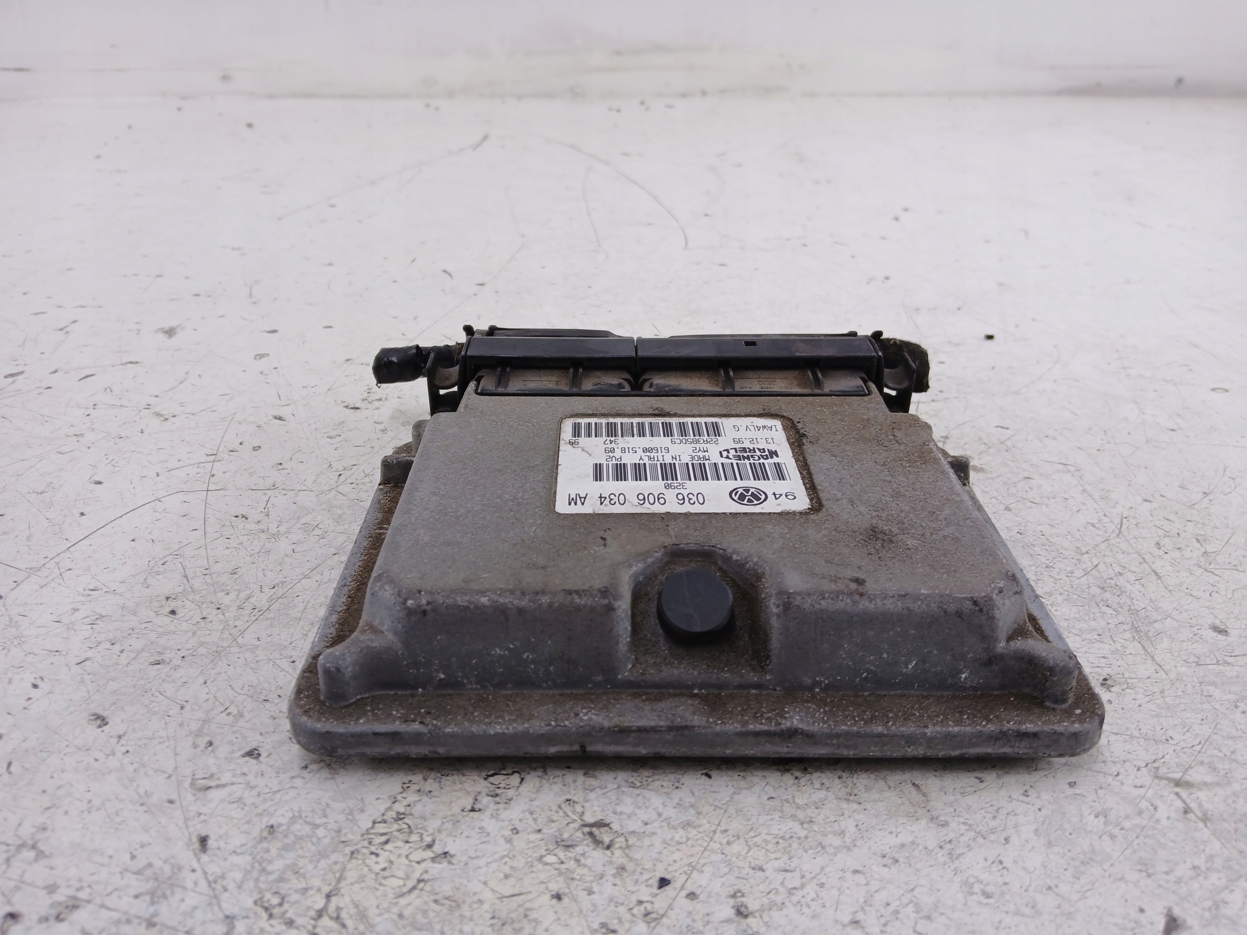 VW GOLF IV BORA 1.6 control unit of the engine 036906034AM