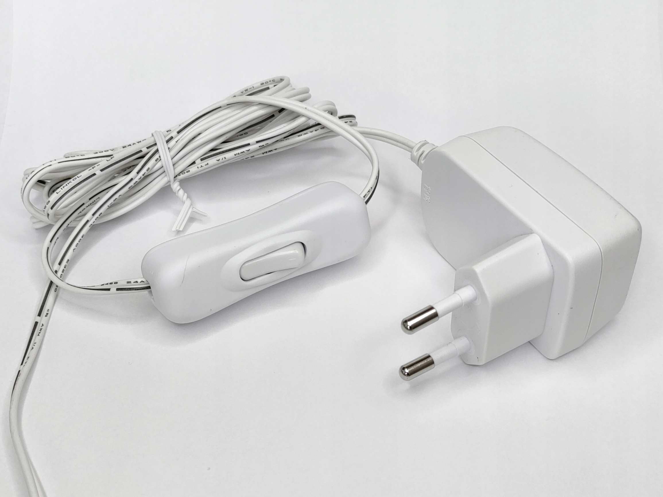 Lampka nocna LED z imieniem dziecka CHMURKA, pokój dziecka Bohater brak