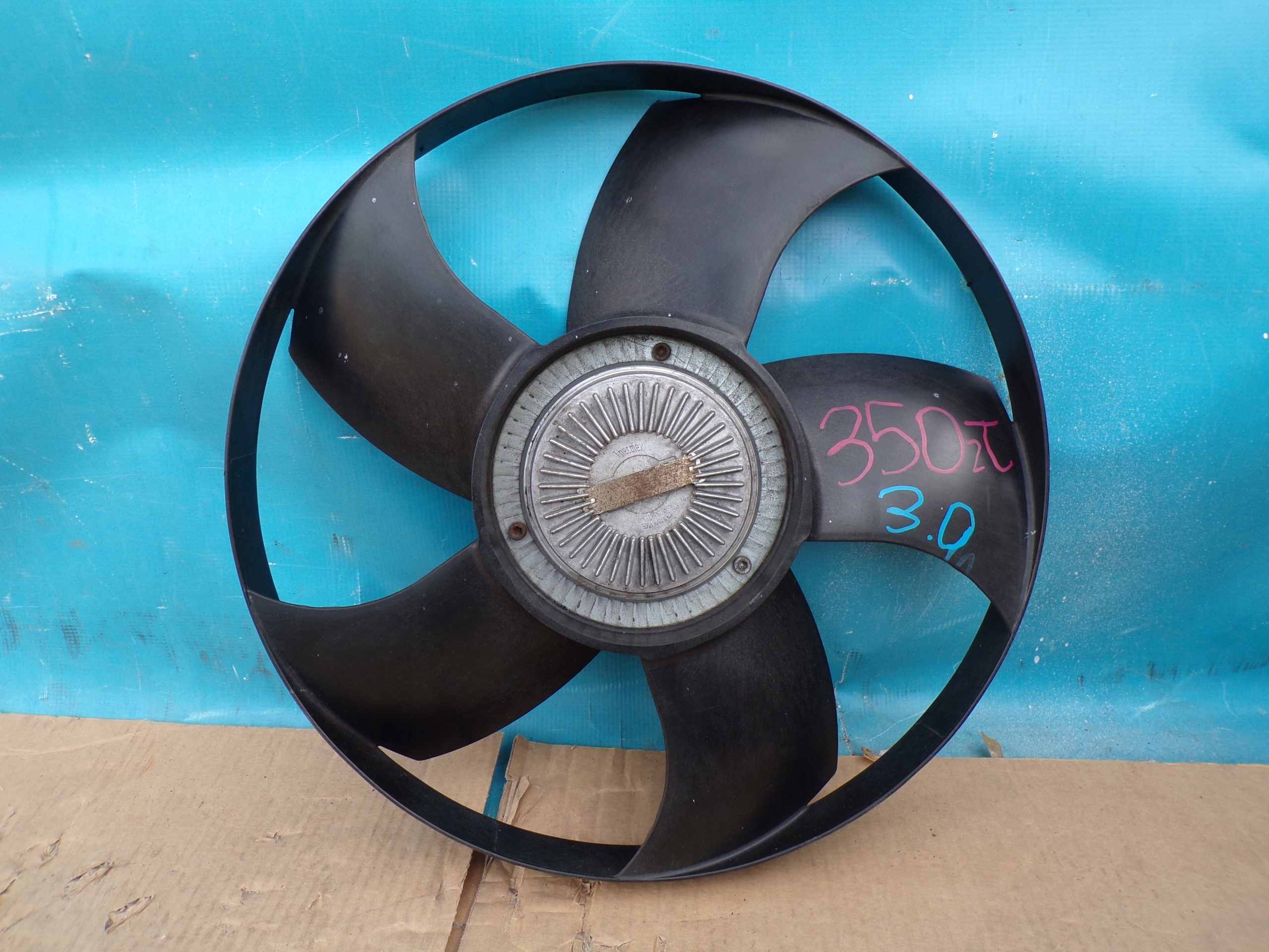 SPRINTER 906 3.0 CDI 06- WISKOZA ventilátor vrtuľa chladiča