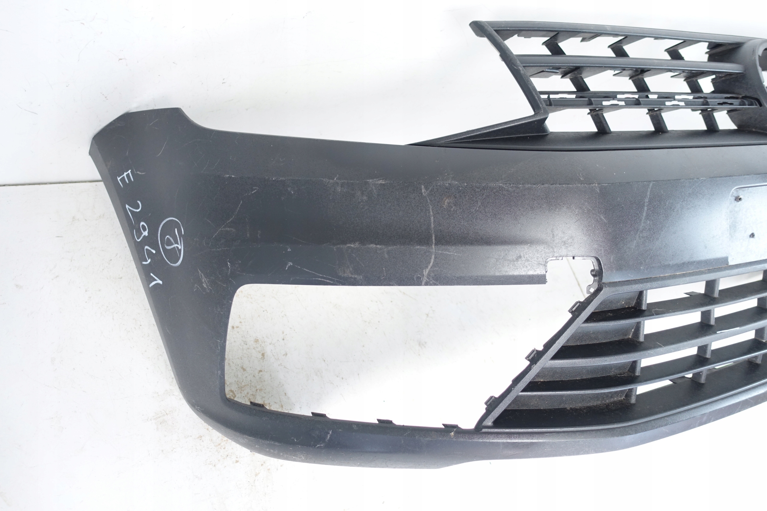nárazník předek přední VW CADDY LIFT 15- 2K5807221J
