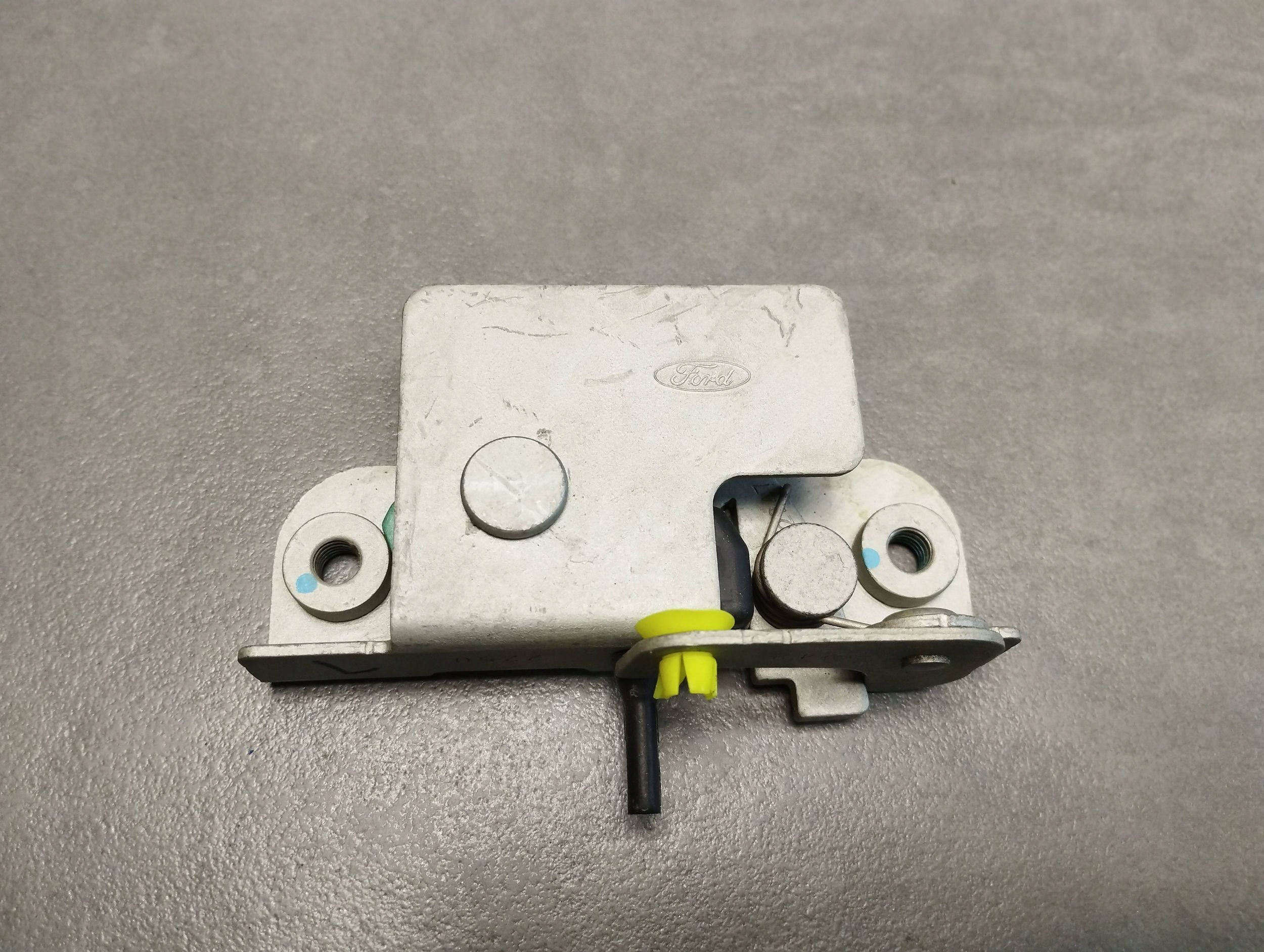 Volkswagen Amarok II 2023 lock BURTY left rear part