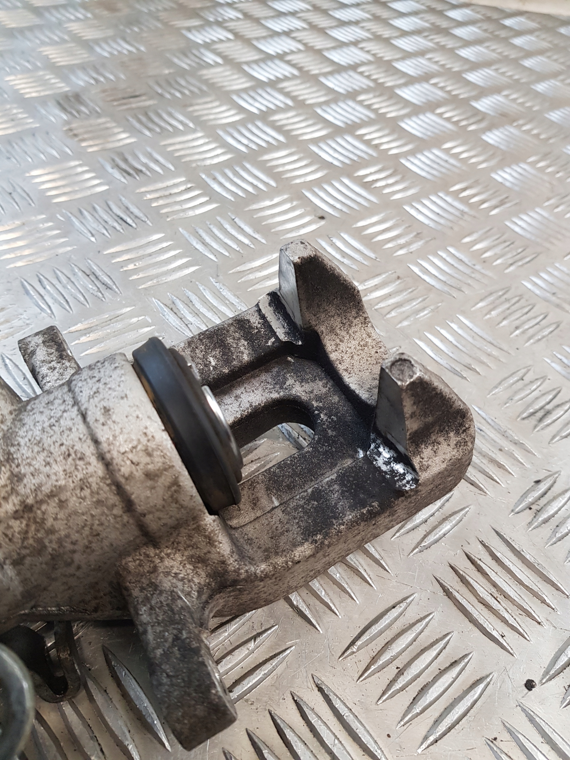 caliper brake left rear part PEUGEOT 307