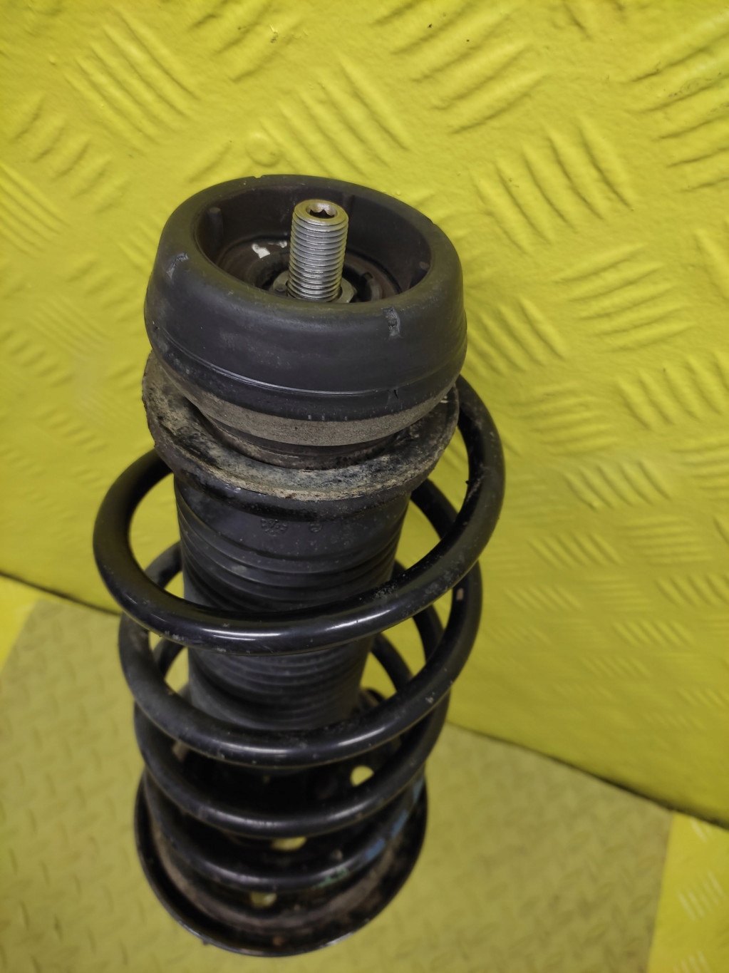 AUDI A3 8L 1.6 8V McPherson right front