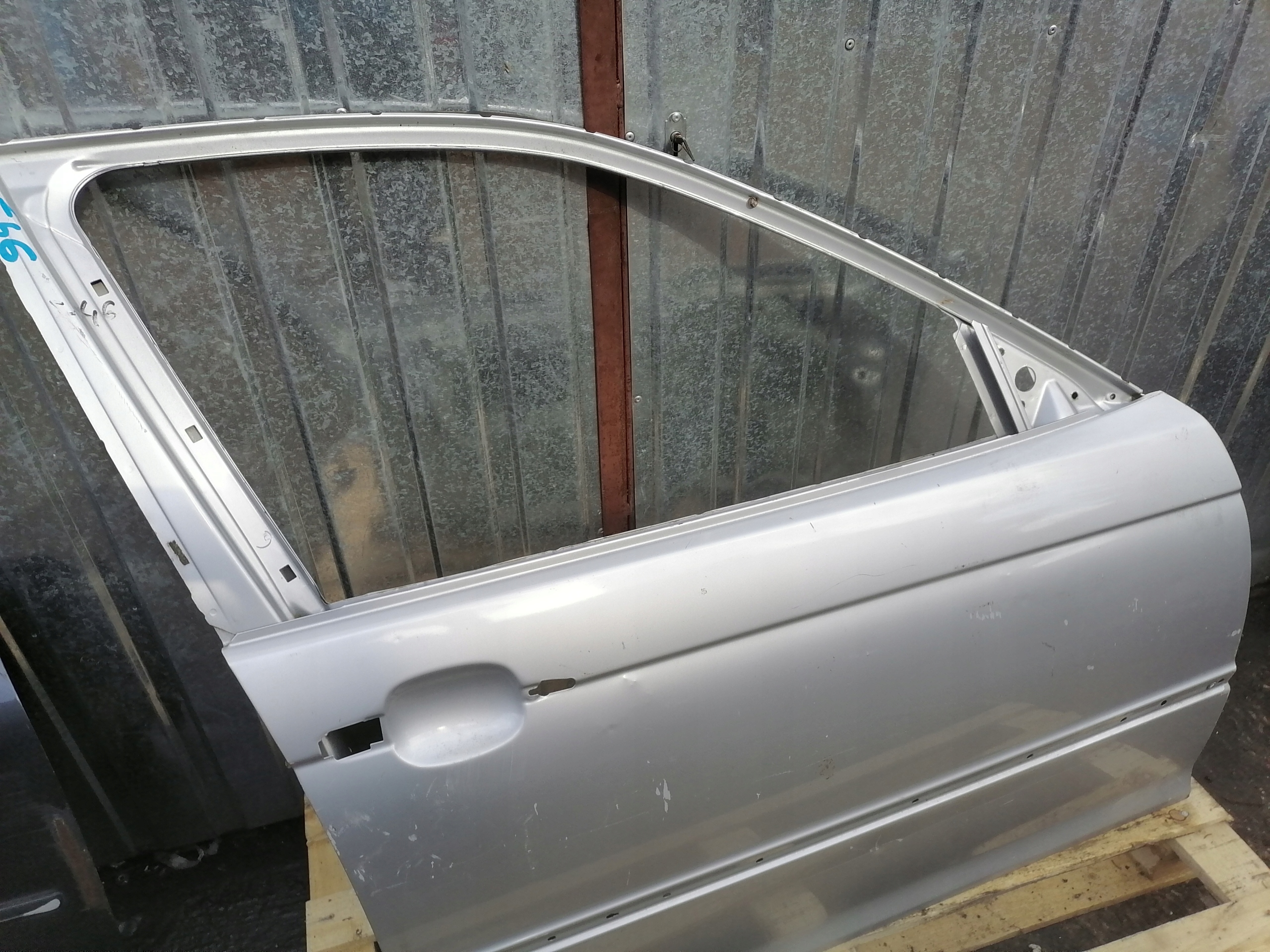 door right front right front BMW E46 silver