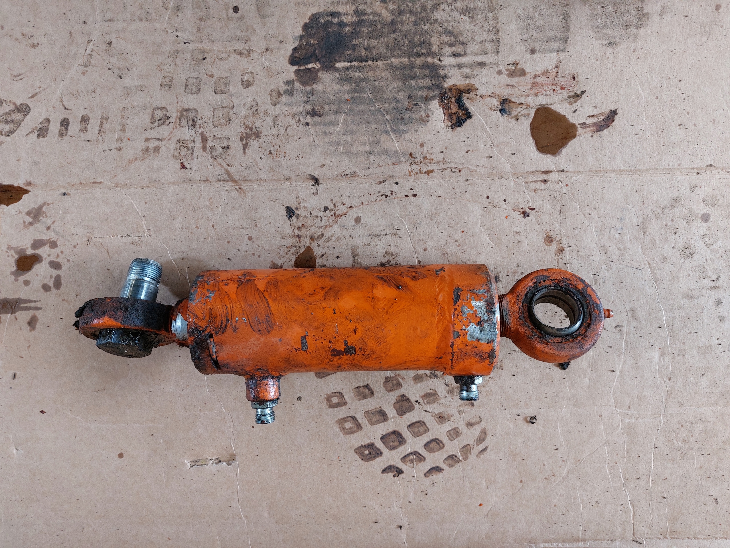 SIŁOWNIK HYDRAULICZNY WÓZKA WIDŁOWEGO SUCHEDNIÓW