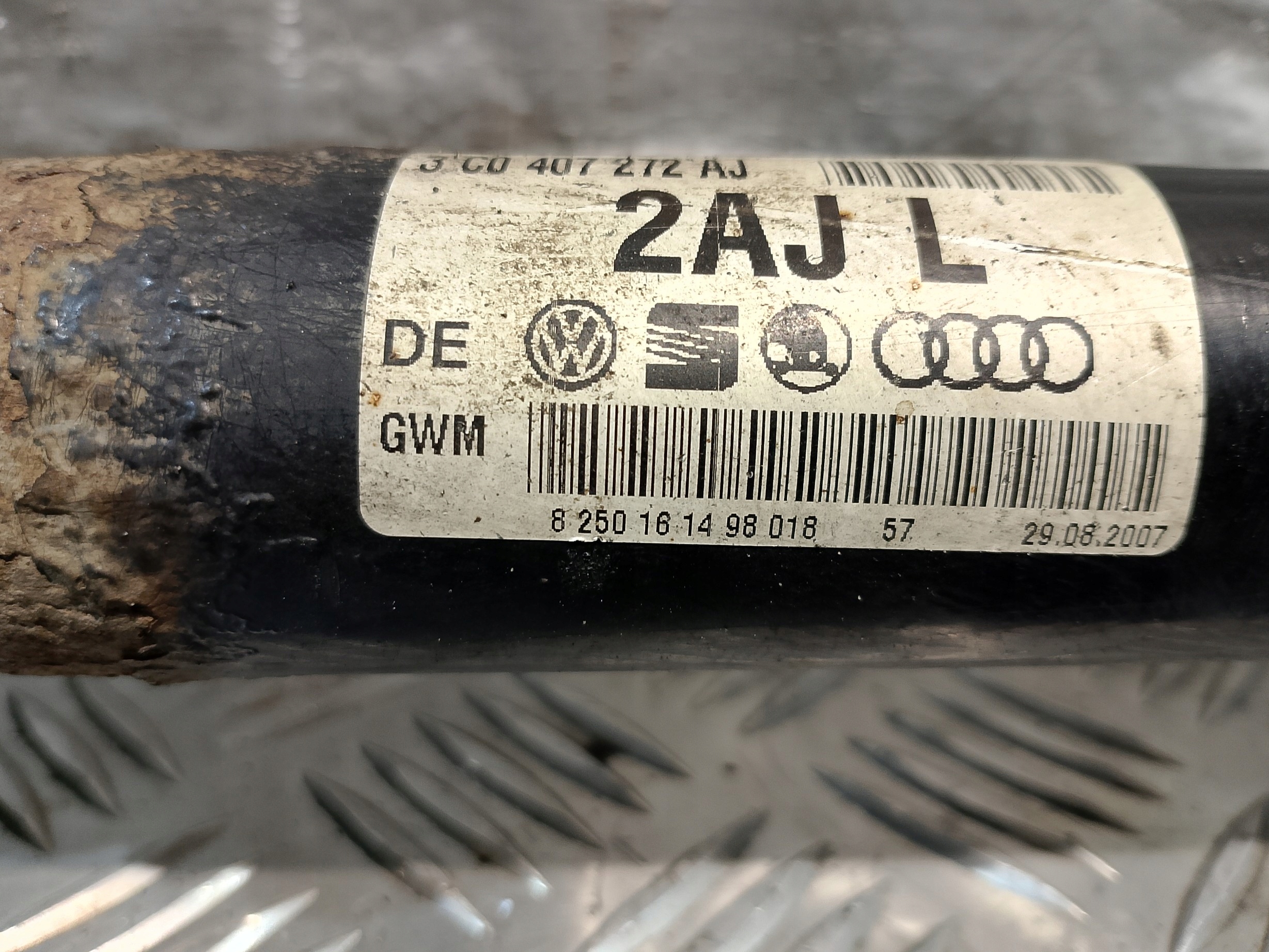 semi-axis front right long VW PASSAT B6 2.0 TDI 3C0407272AJ