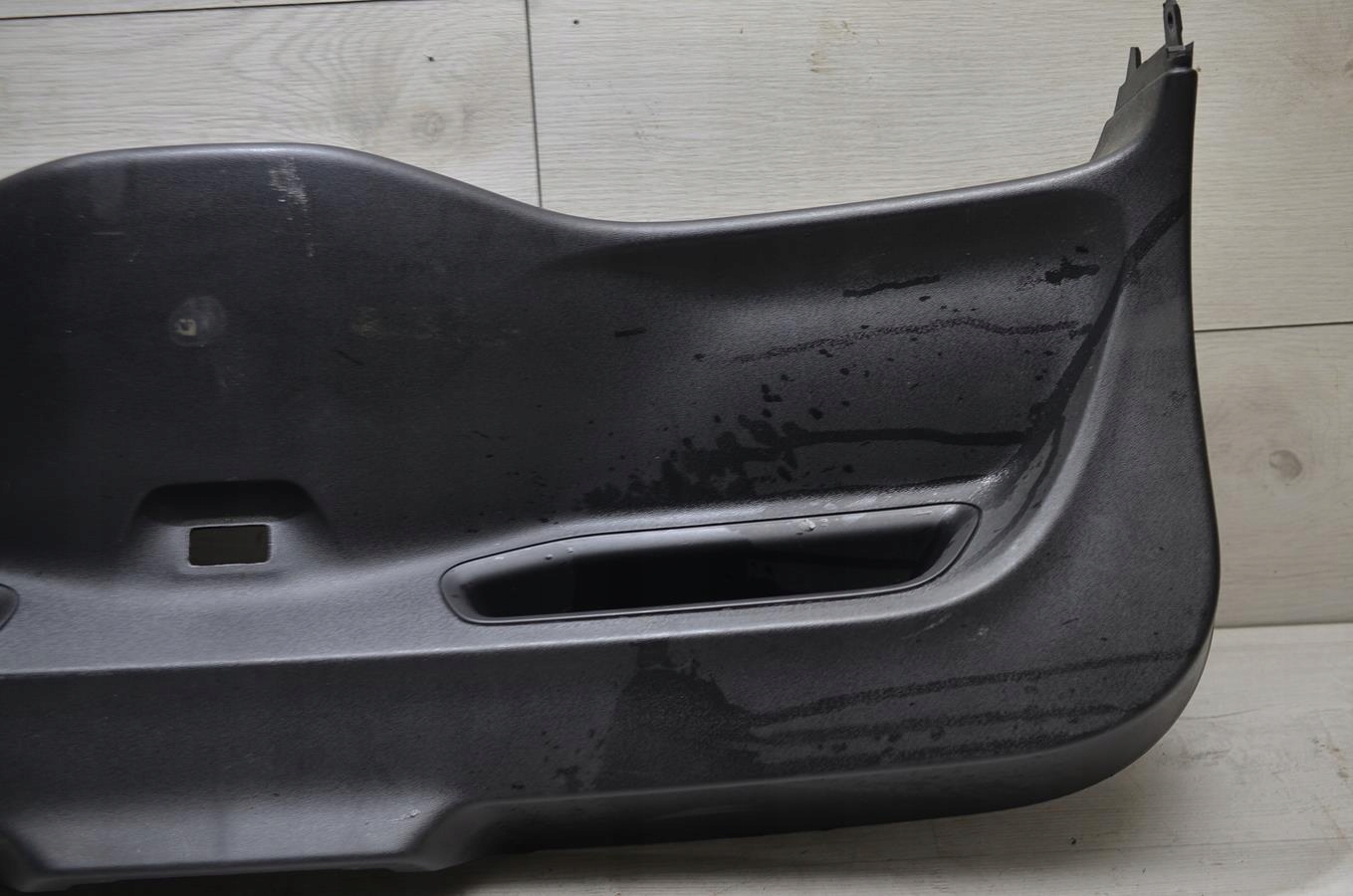 cover upholstery bonnet Volvo V40 II lift