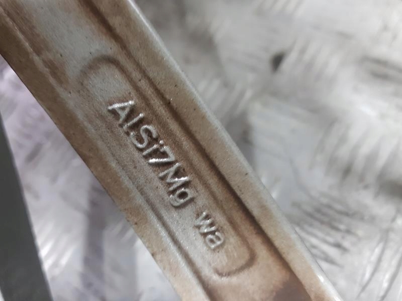 Alt