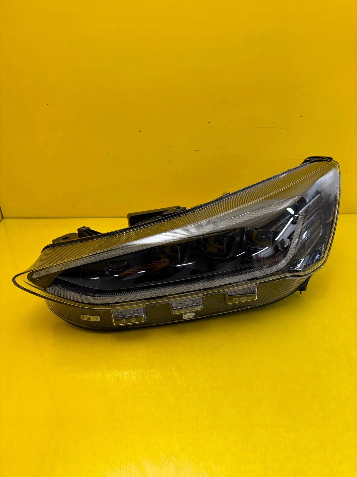 light left front Ford Focus IV MK4 Led Lift NX7B-13E017-AG