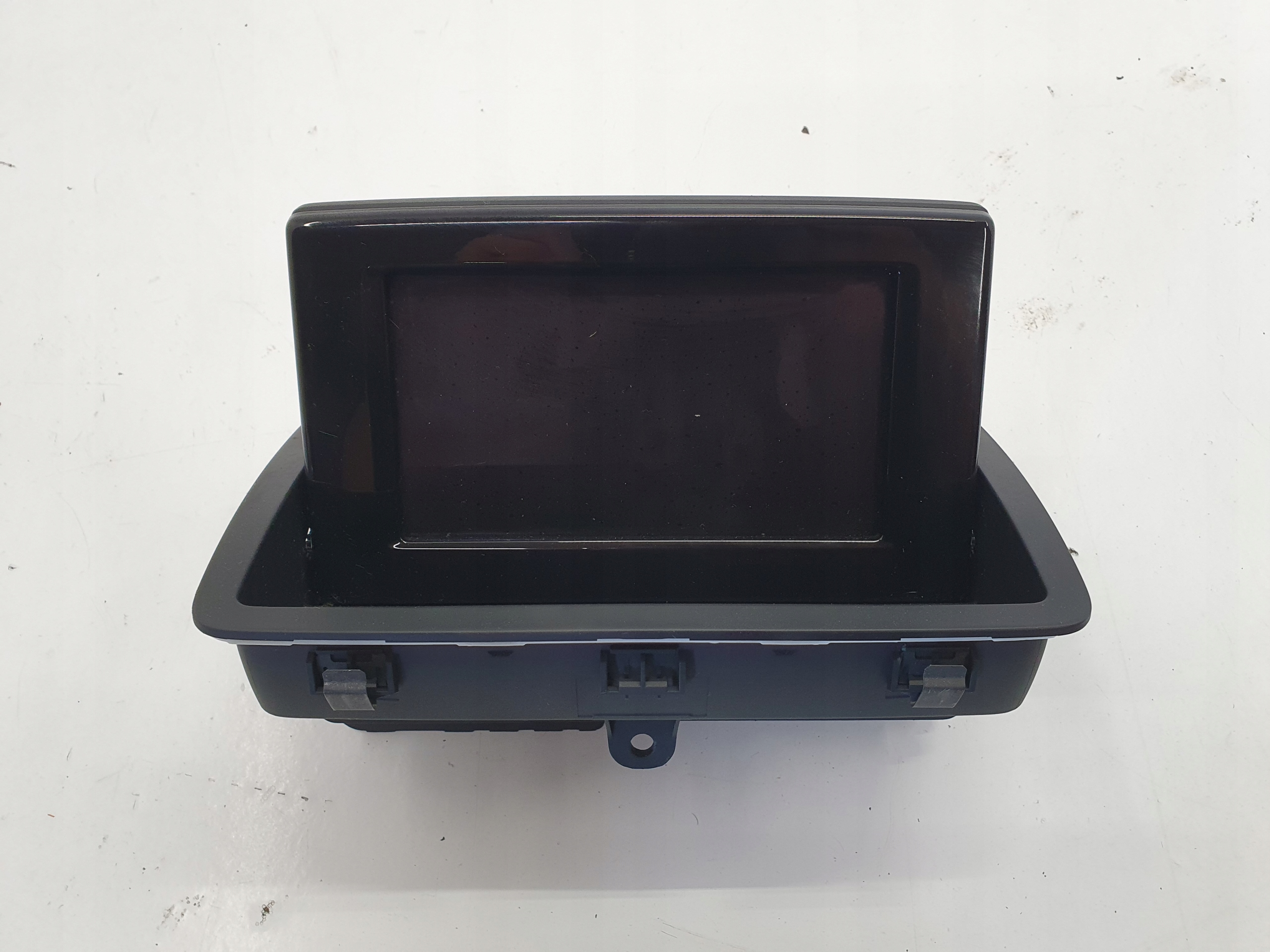 AUDI Q3 8U ЖК-дисплей радио 8U0857273A