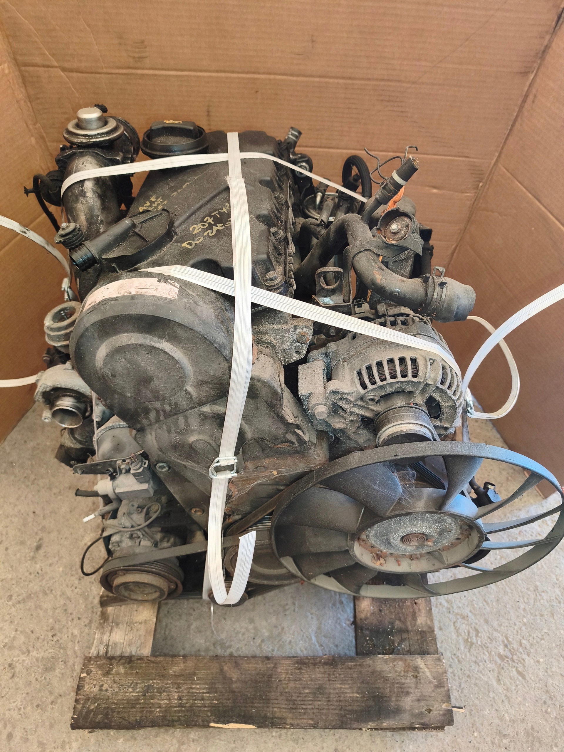 engine 1.9TDI AVF longitudinal complete PASSAT AUDI A4 DO MONTAZU FILM Z PRACY