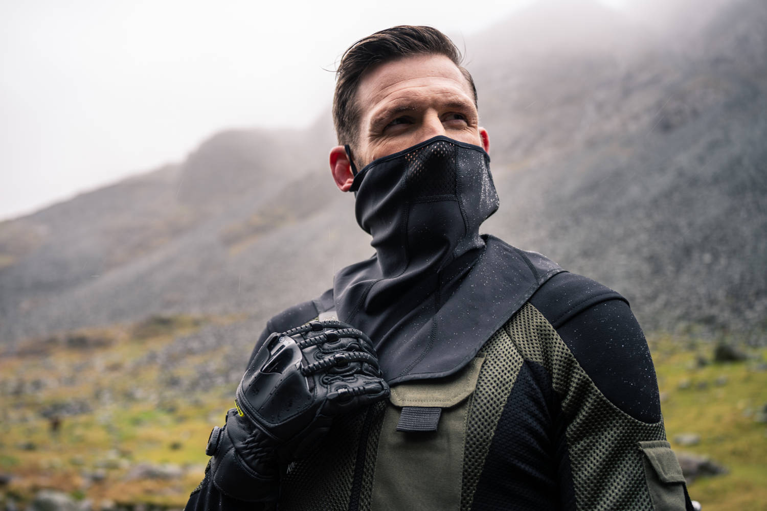 KOMIN KOŁNIERZ WIATROODPORNY WODOODPORNY KNOX NECK TUBE BLACK Rozmiar uniwersalny