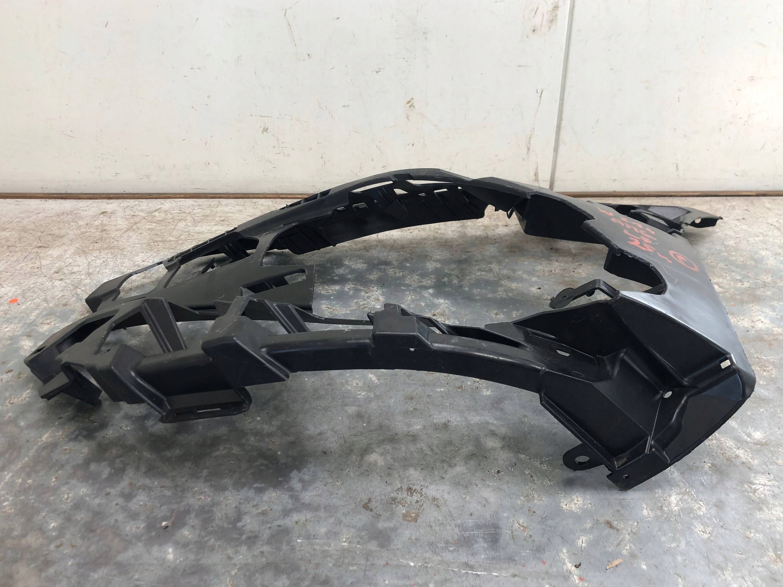 bumper bracket left front MERCEDES W214 AMG A2148852702